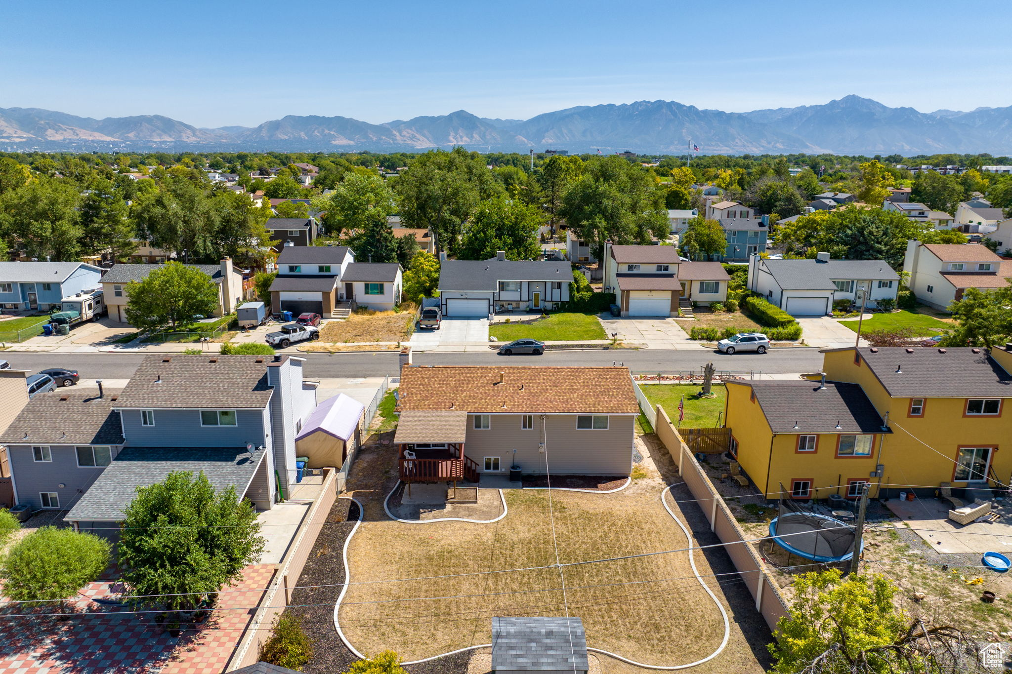 3380 S GREENMONT DR