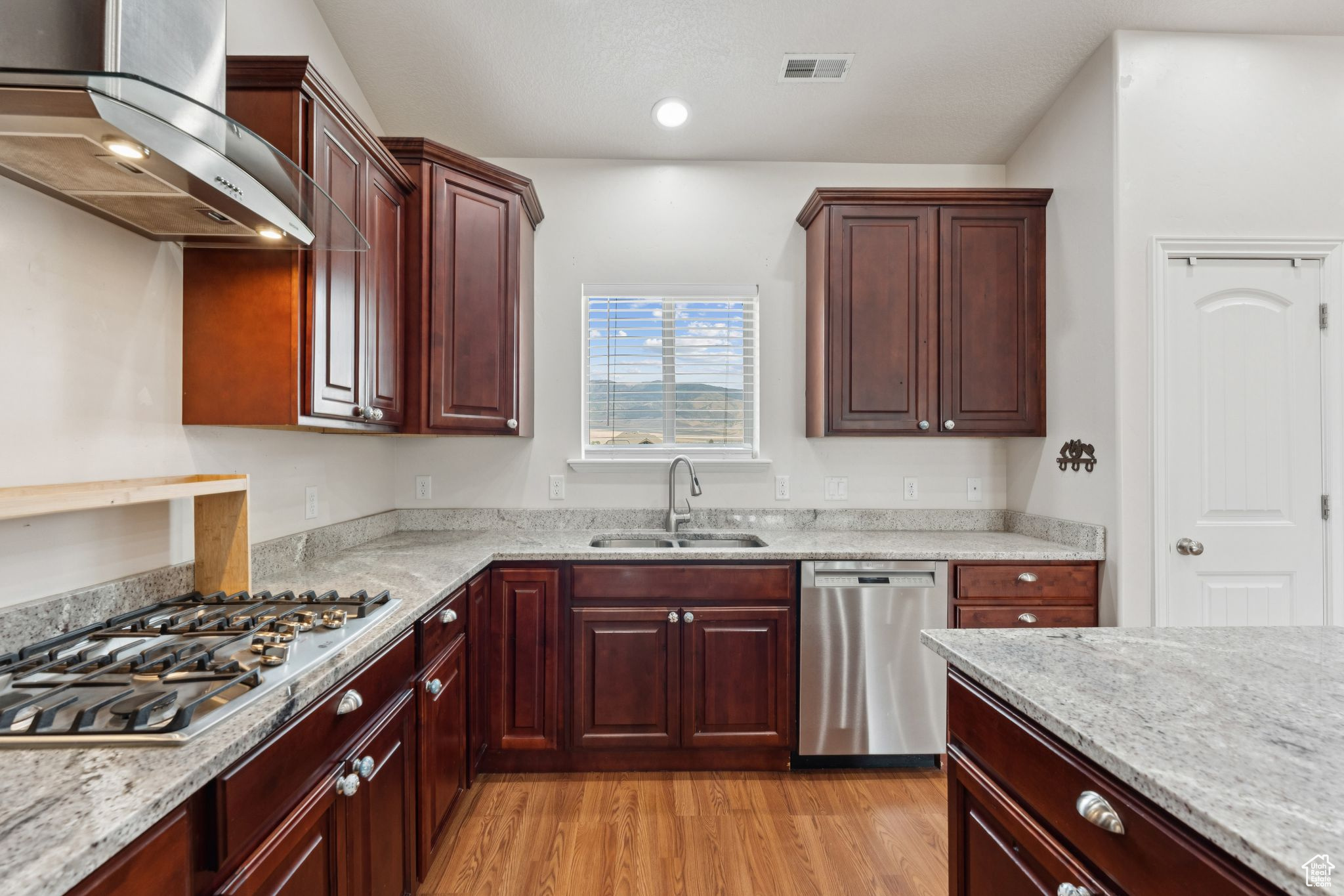 539 N COOLEY