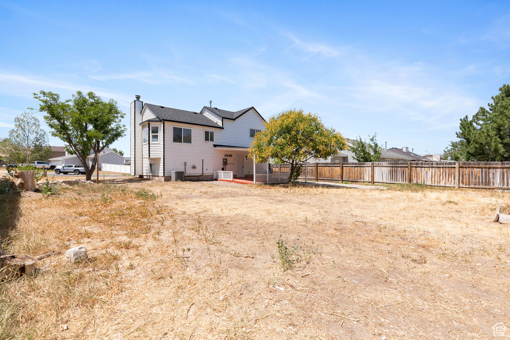3045 S DALESEND DR