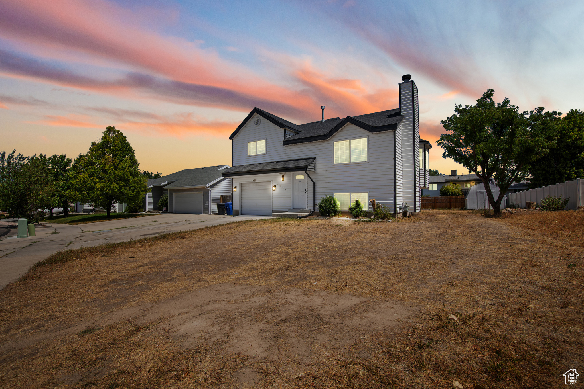 3045 S DALESEND DR