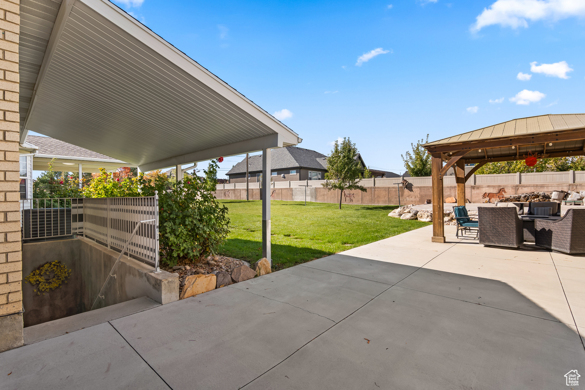 10182 S CHATTEL CIR