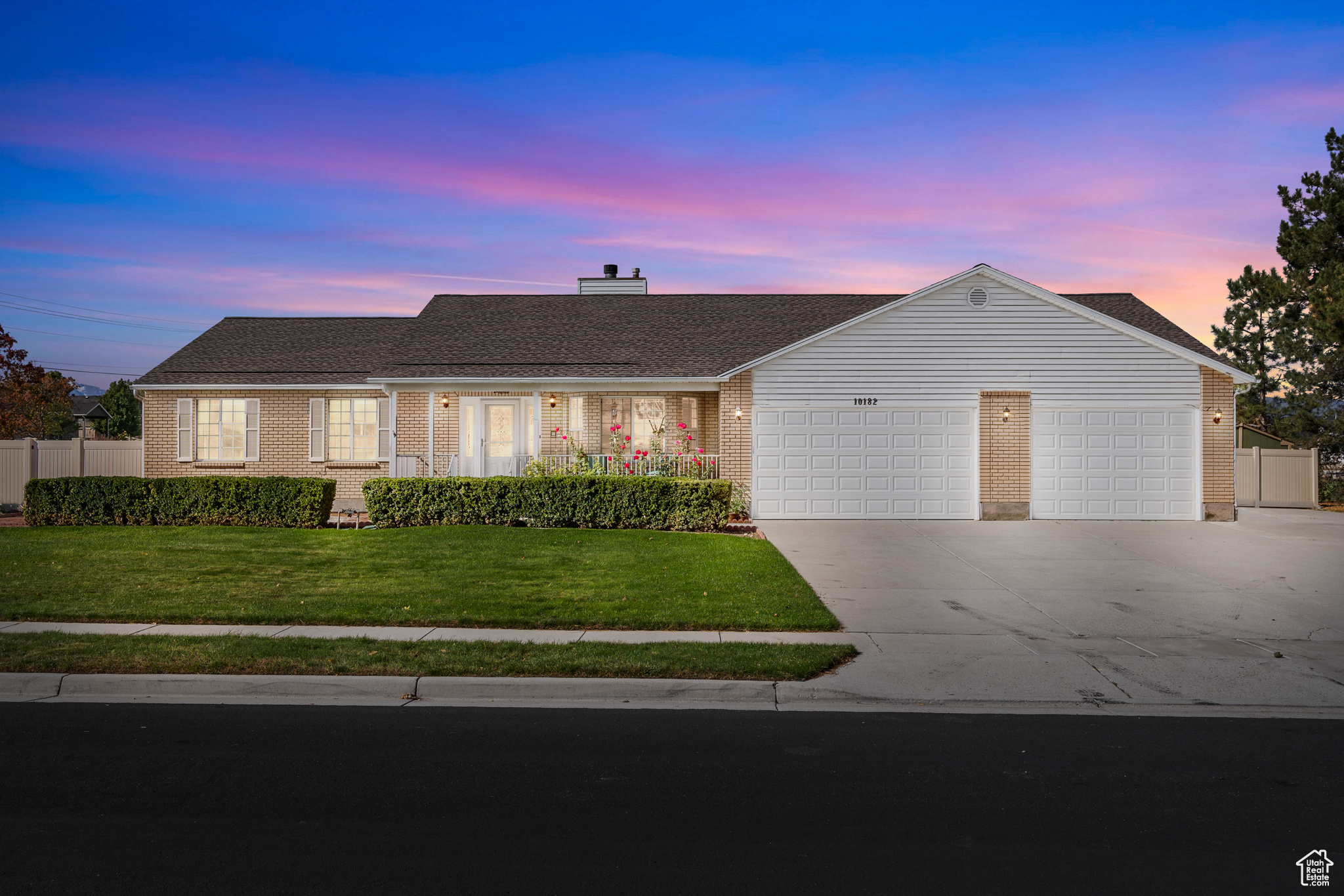 10182 S CHATTEL CIR