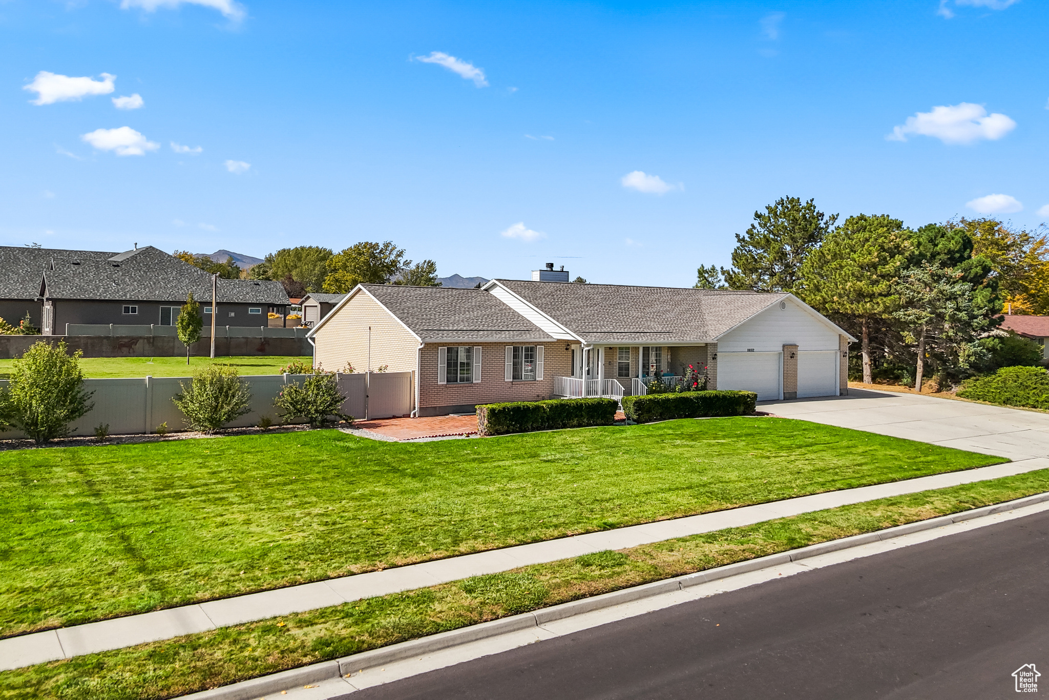 10182 S CHATTEL CIR