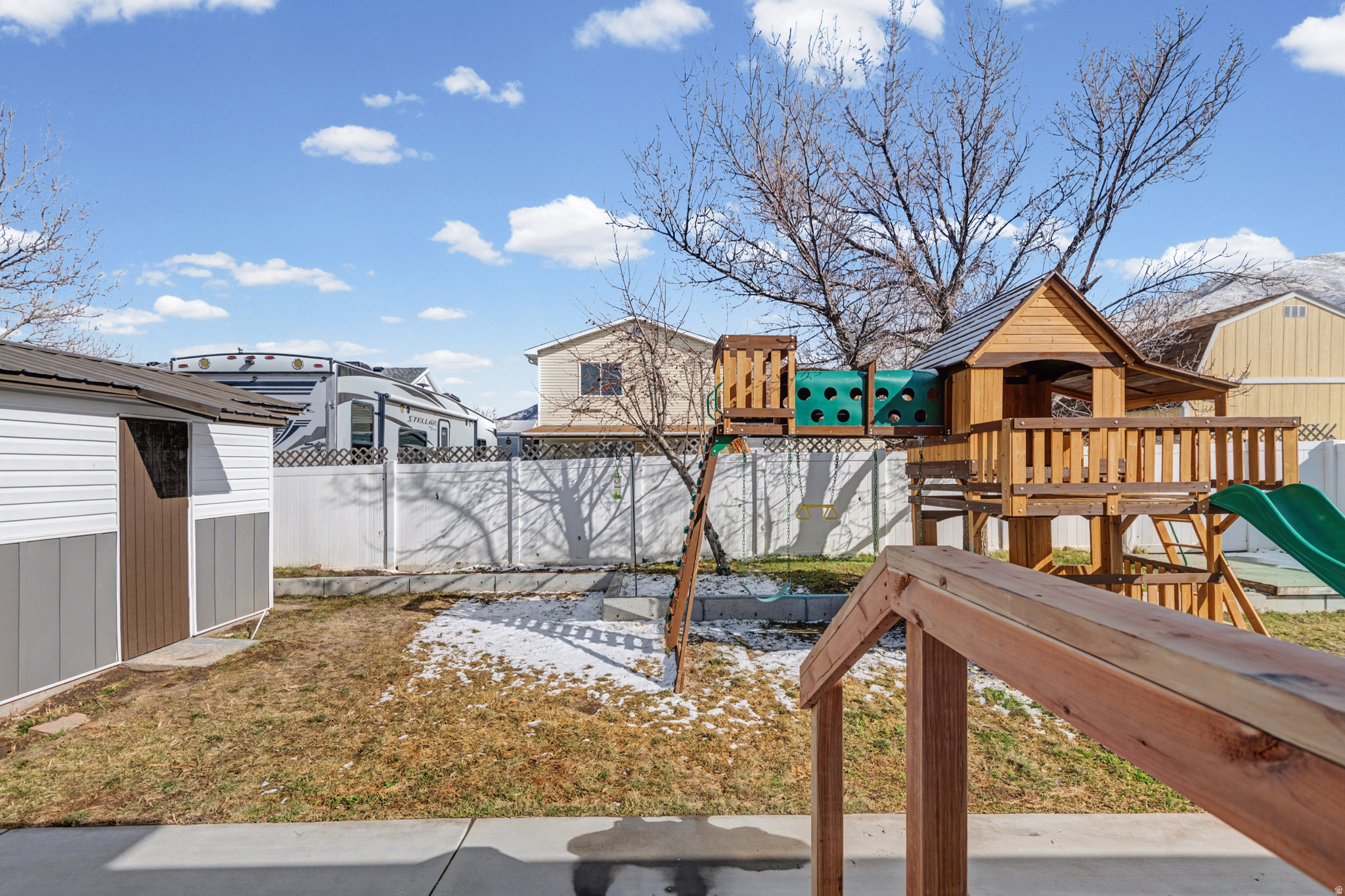 1011 S 900 W
