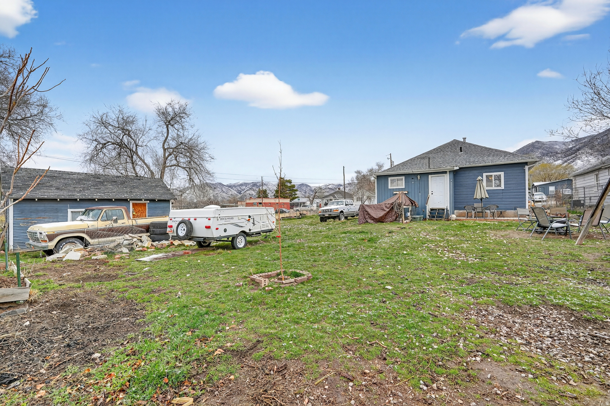 77 N 4TH ST