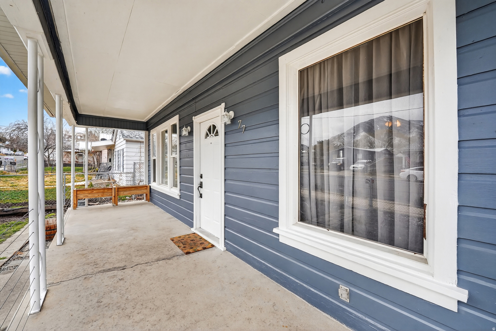 77 N 4TH ST