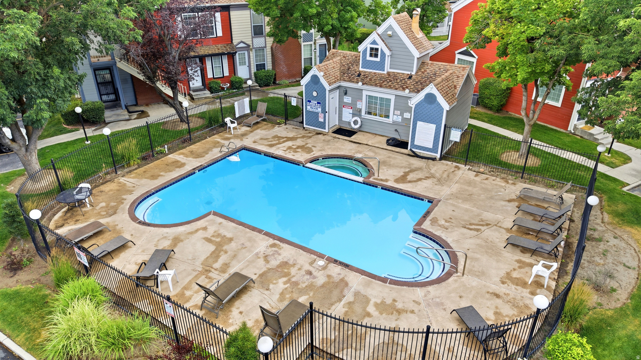 1420 W BEACON HILL DR #190