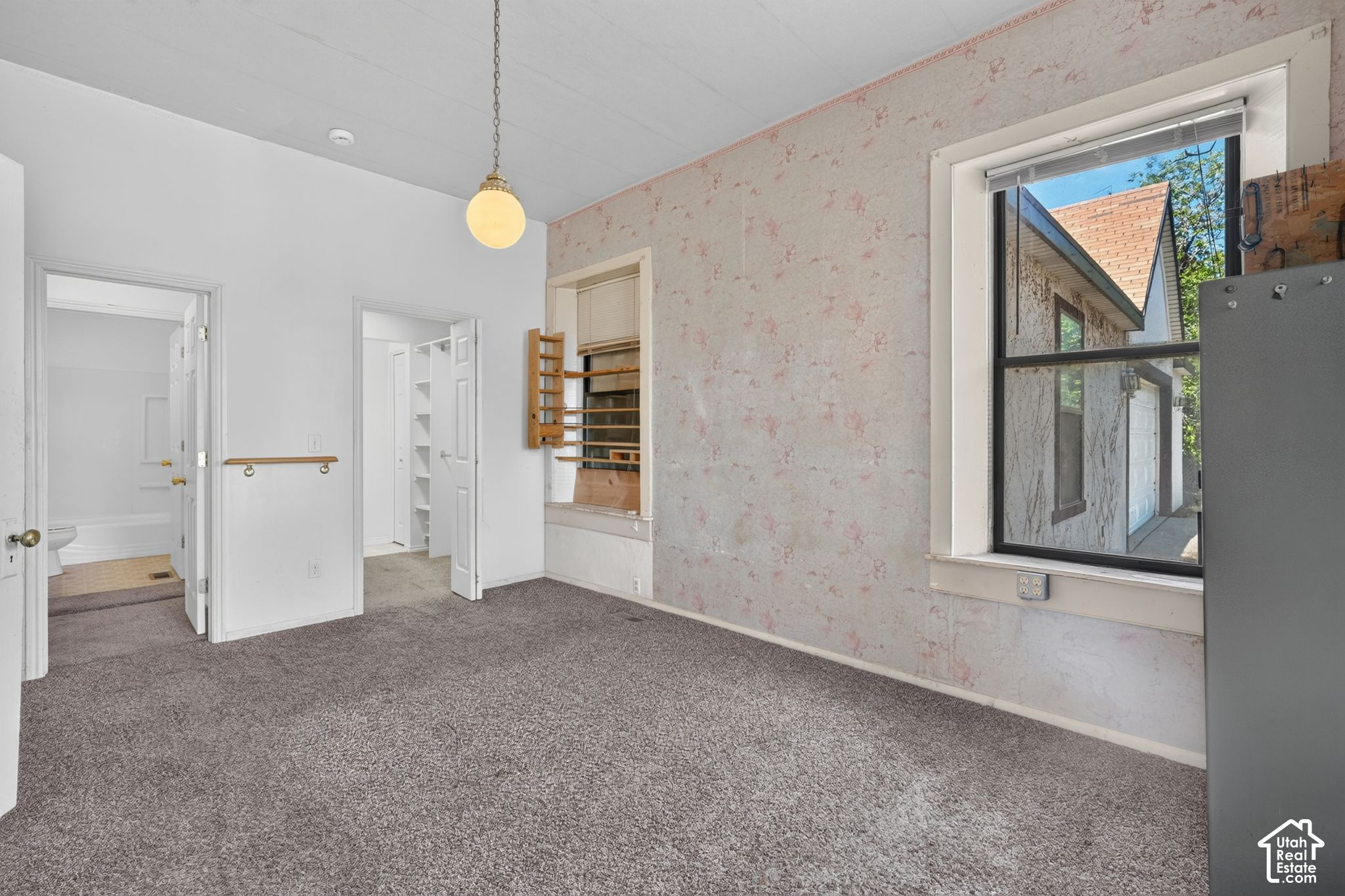 600 W VINE ST