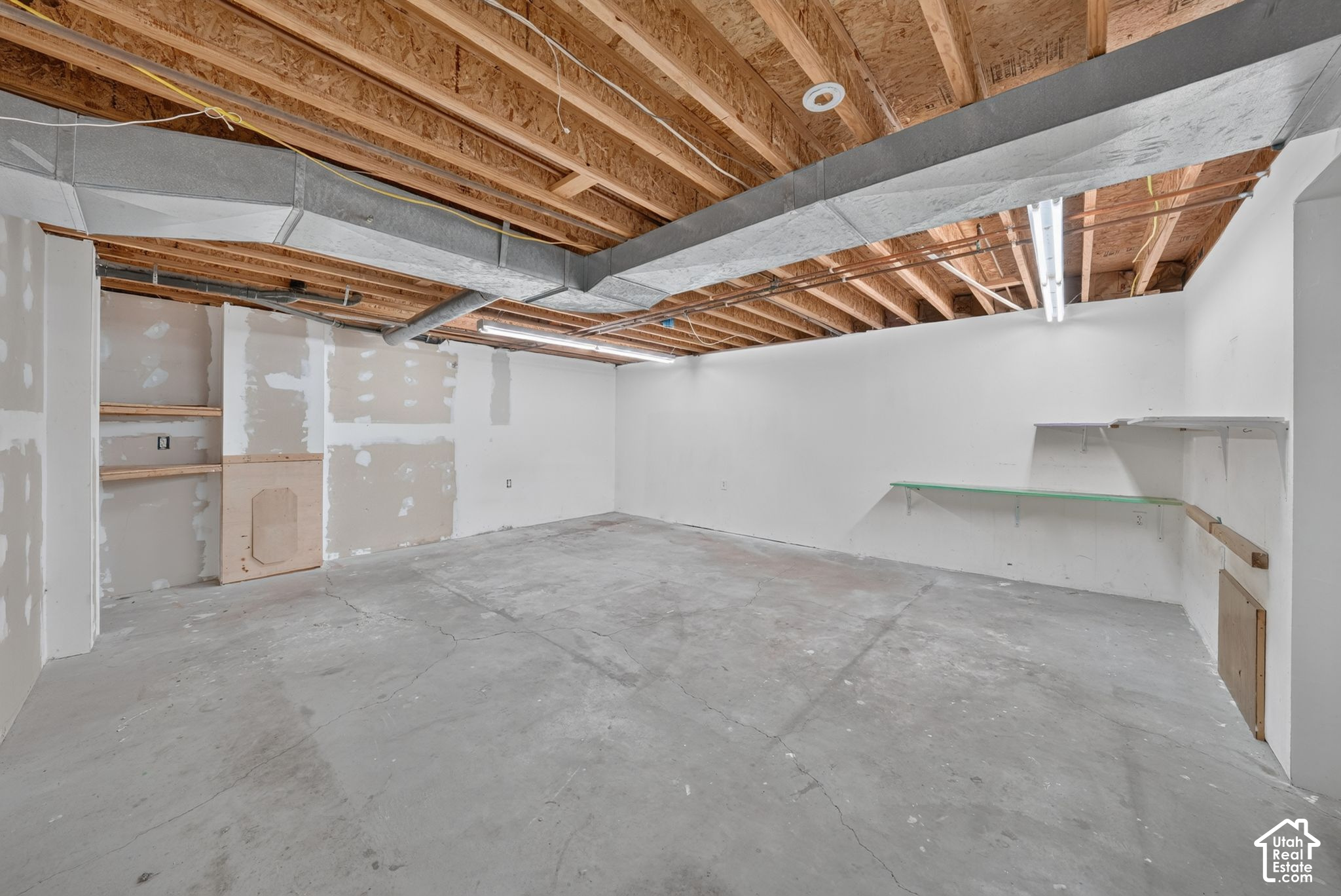 600 W VINE ST