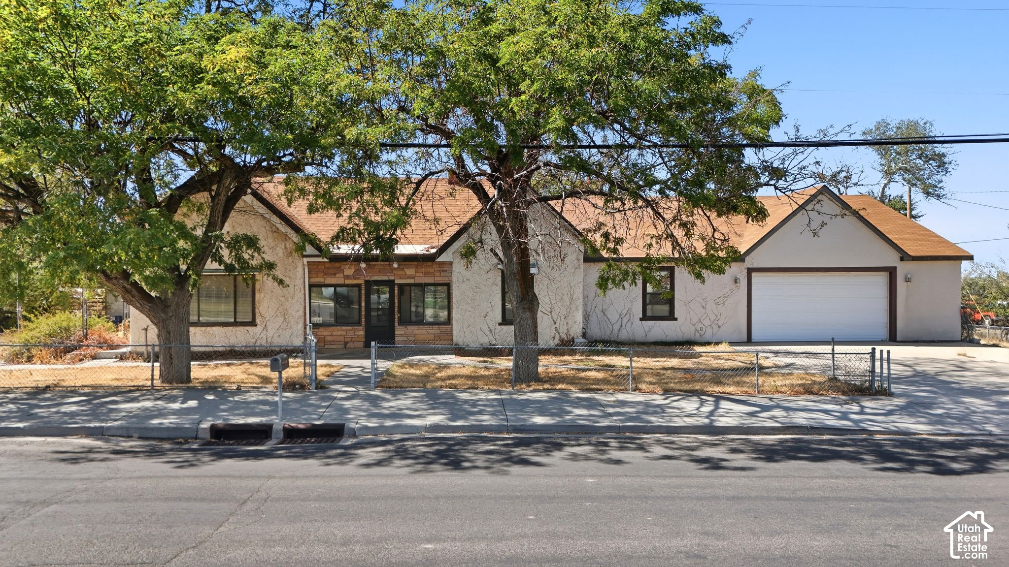 600 W VINE ST