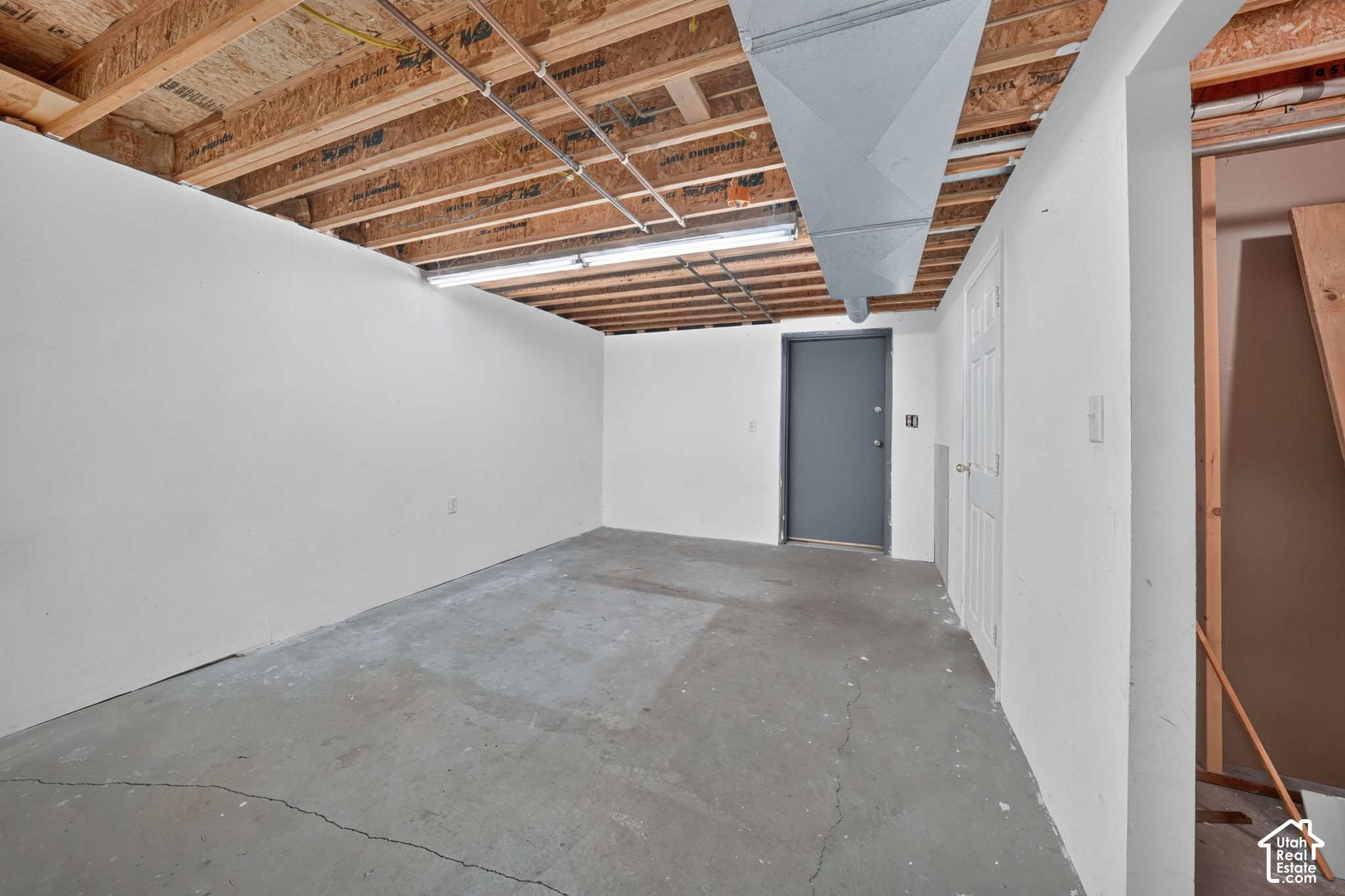 600 W VINE ST