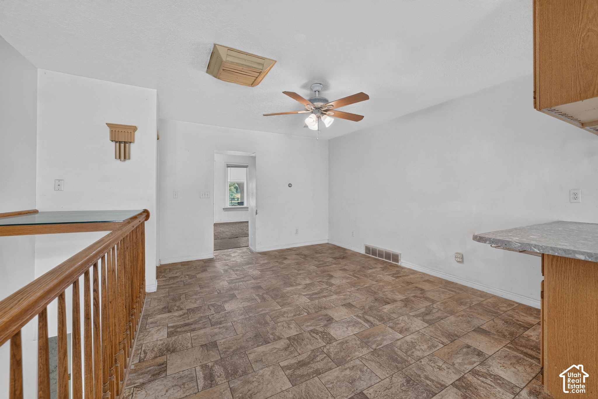 600 W VINE ST