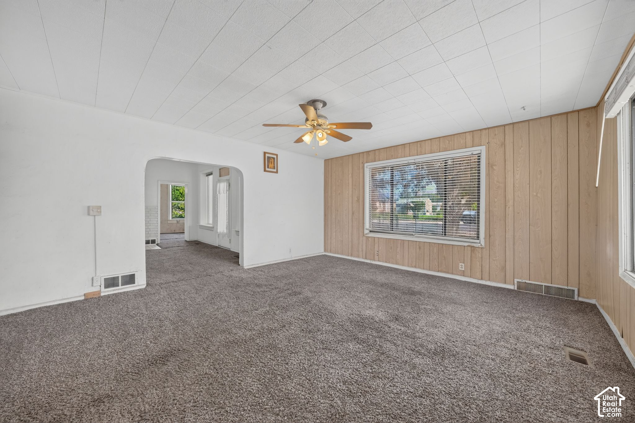 600 W VINE ST