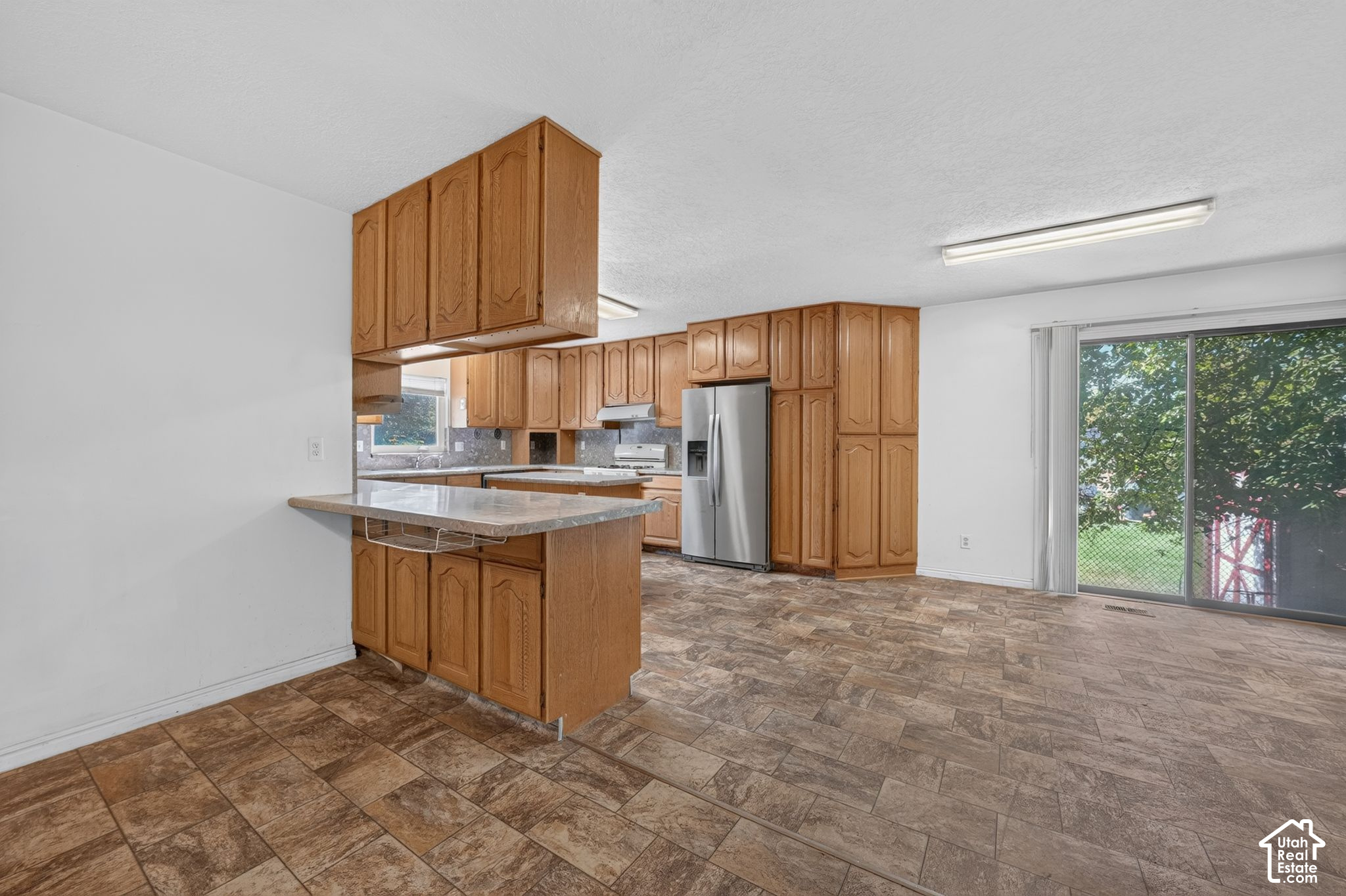 600 W VINE ST