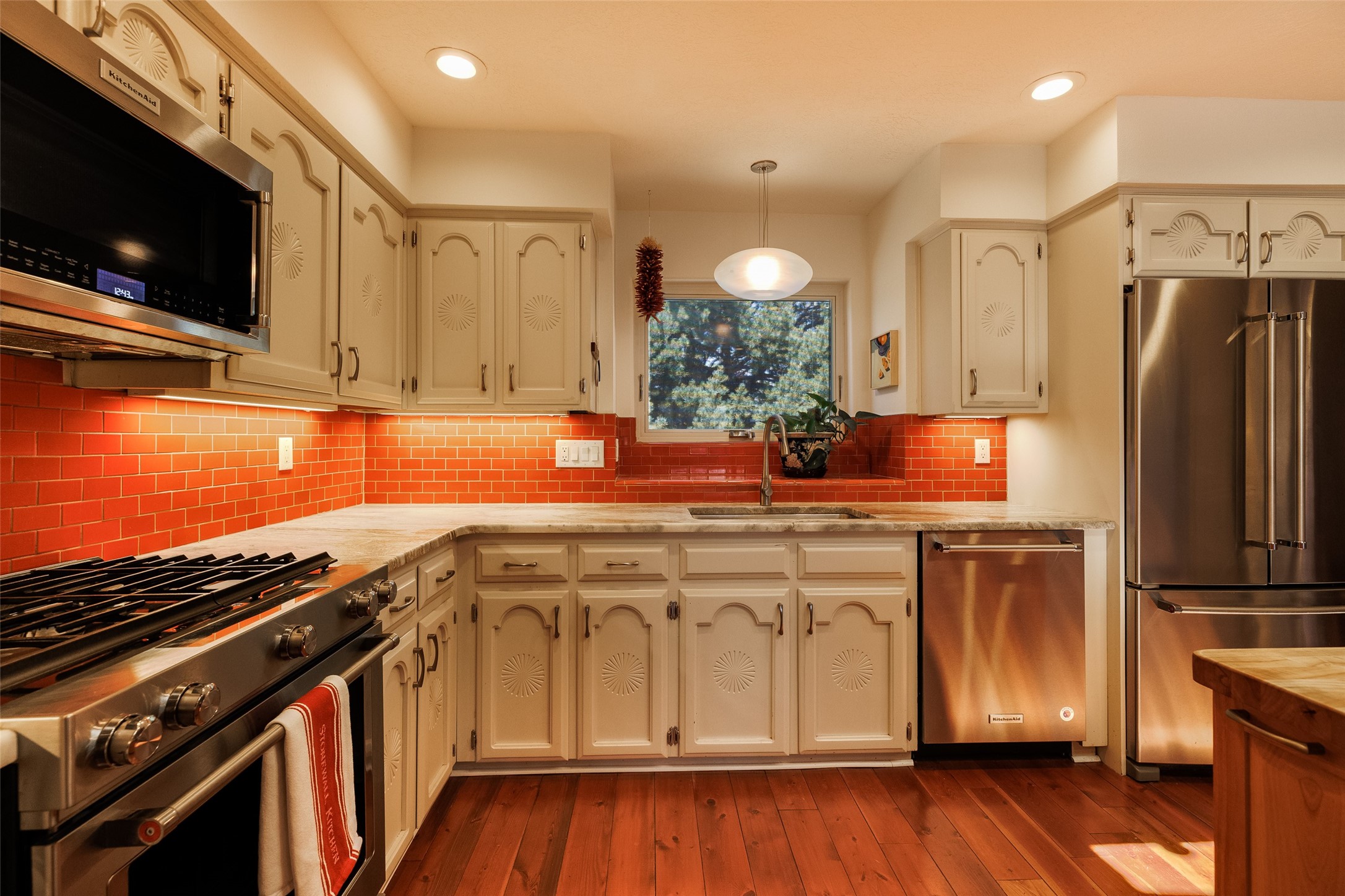 3306 Camino Cielo Vista