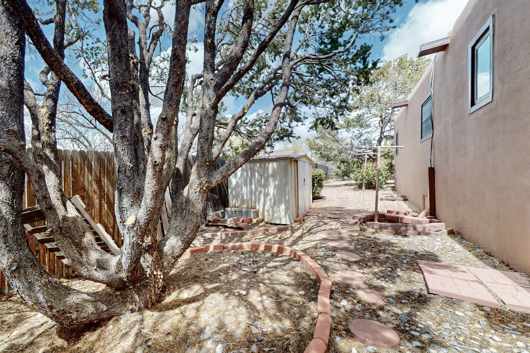 2530 Calle Delfino