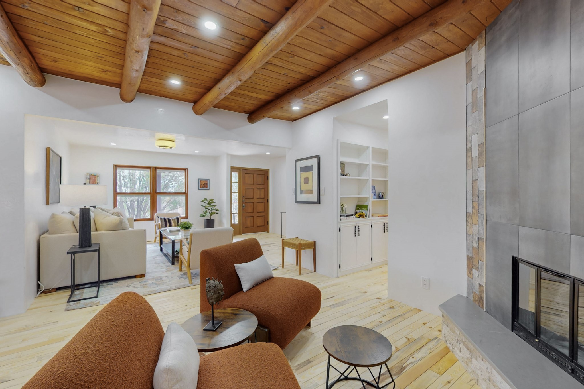 2530 Calle Delfino