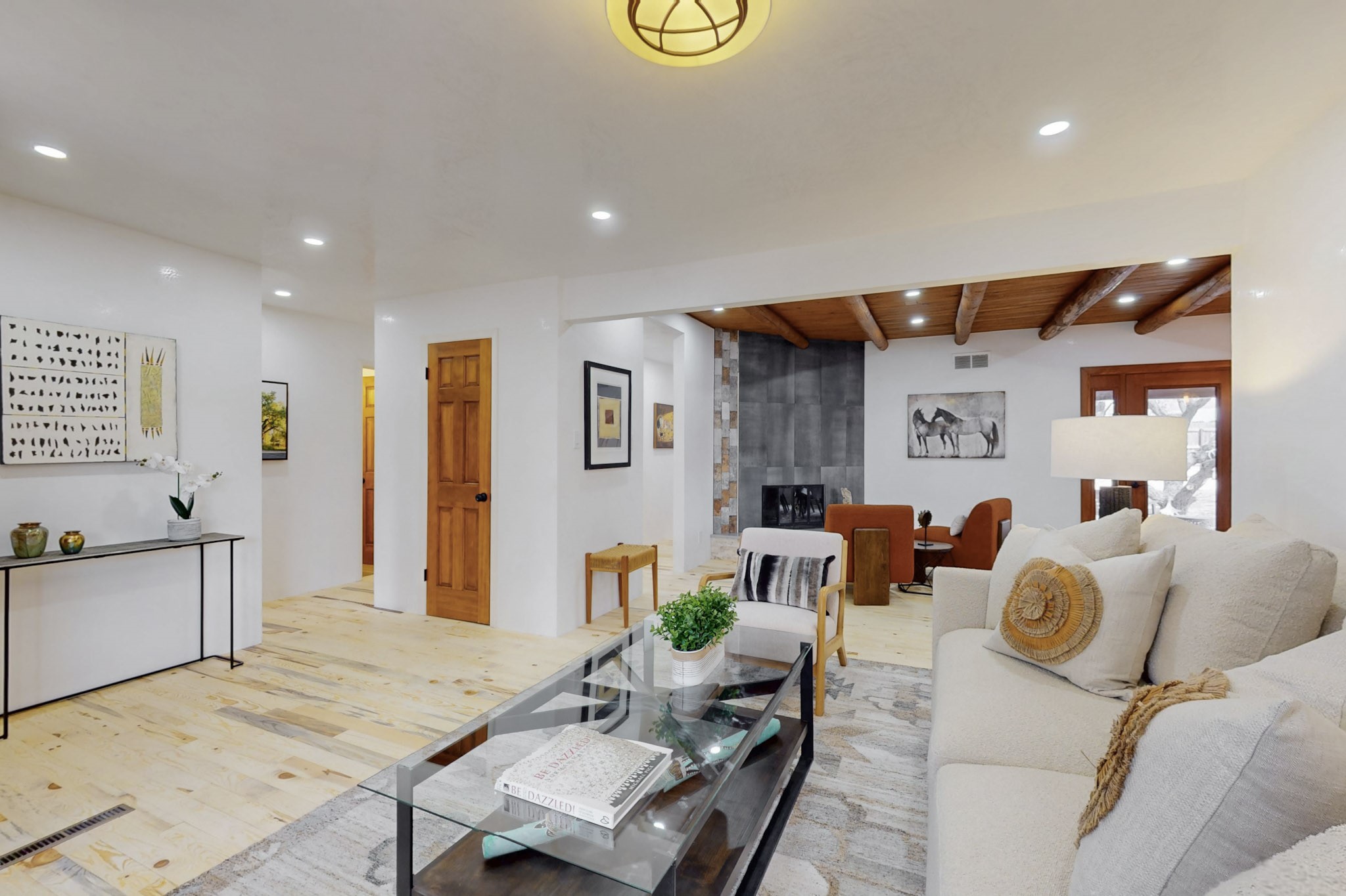 2530 Calle Delfino