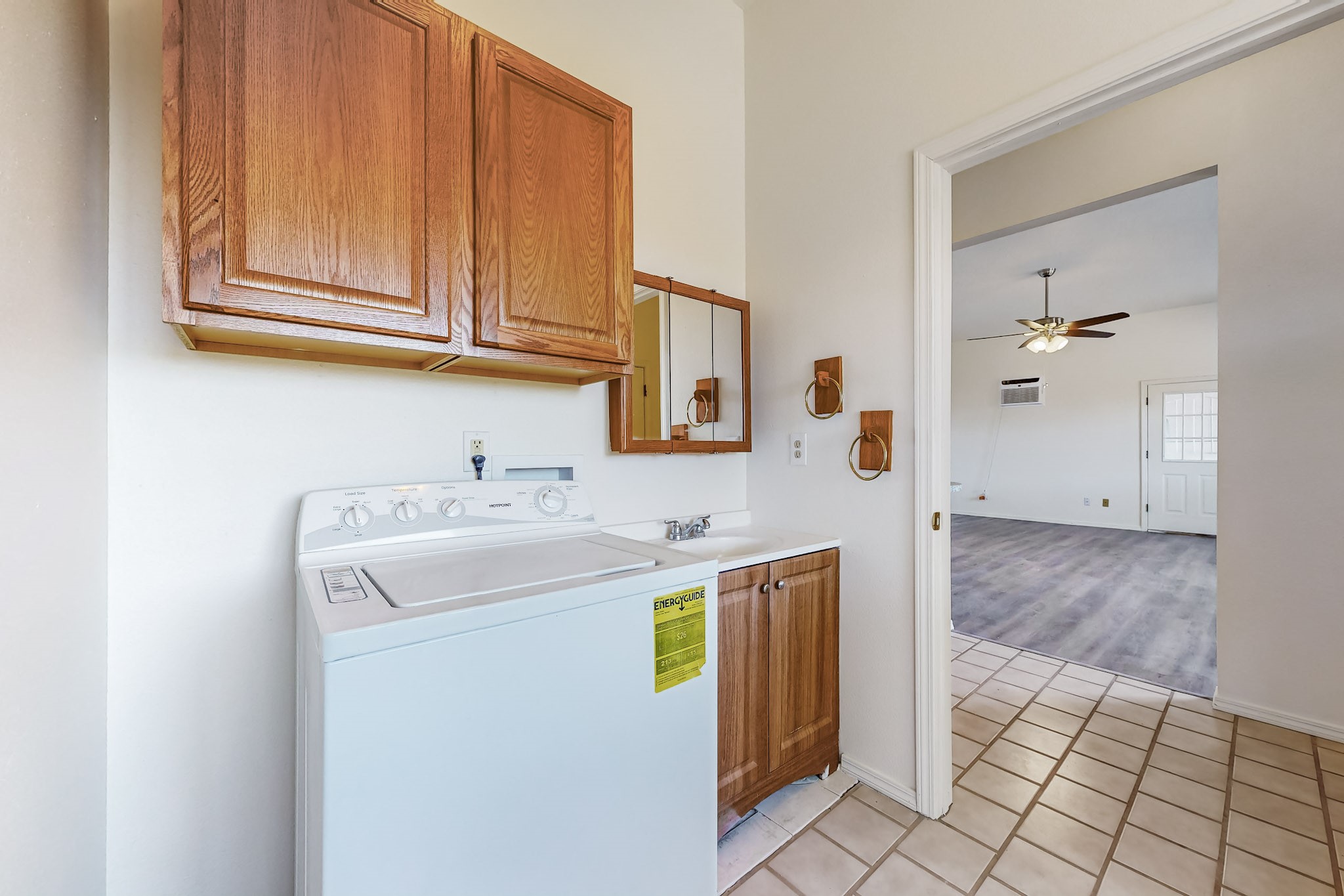 428 S Camino Del Pueblo