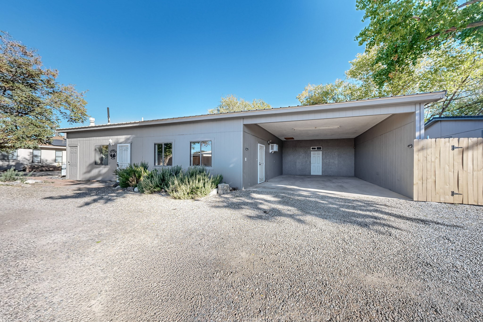 428 S Camino Del Pueblo