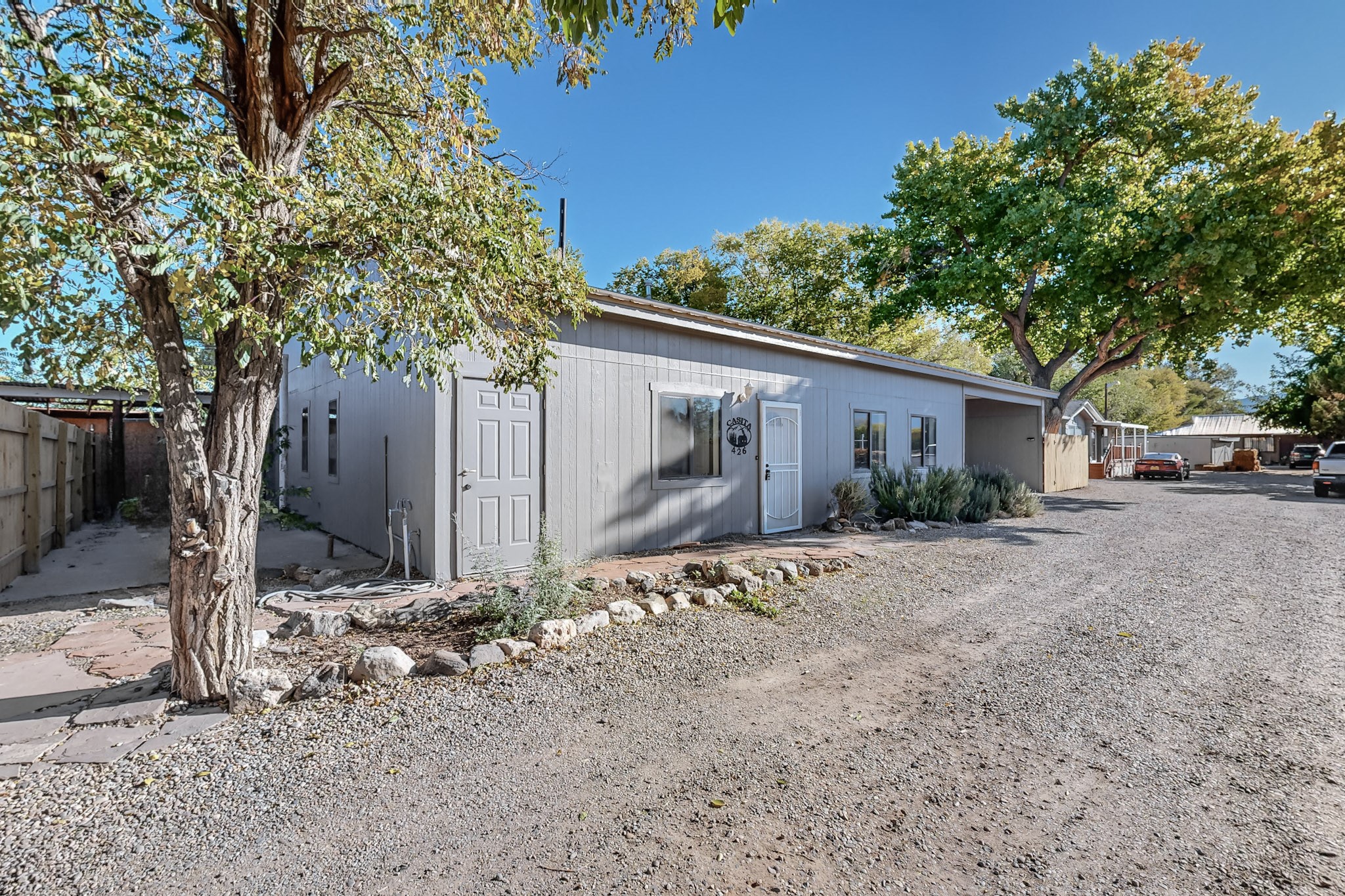 428 S Camino Del Pueblo