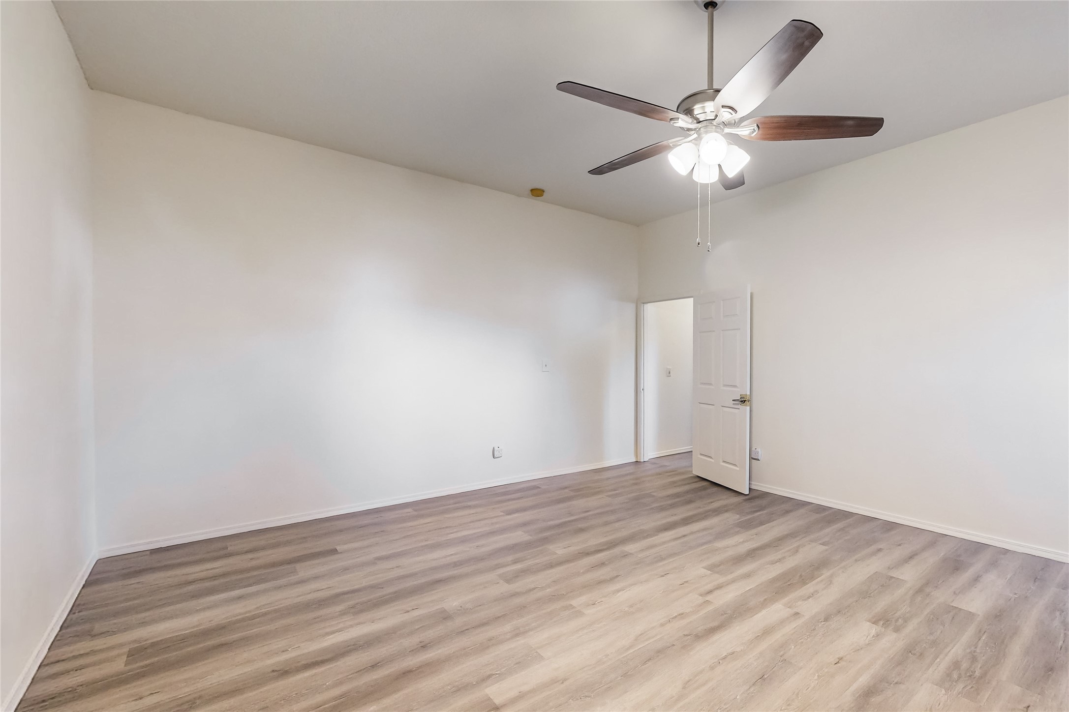 428 S Camino Del Pueblo