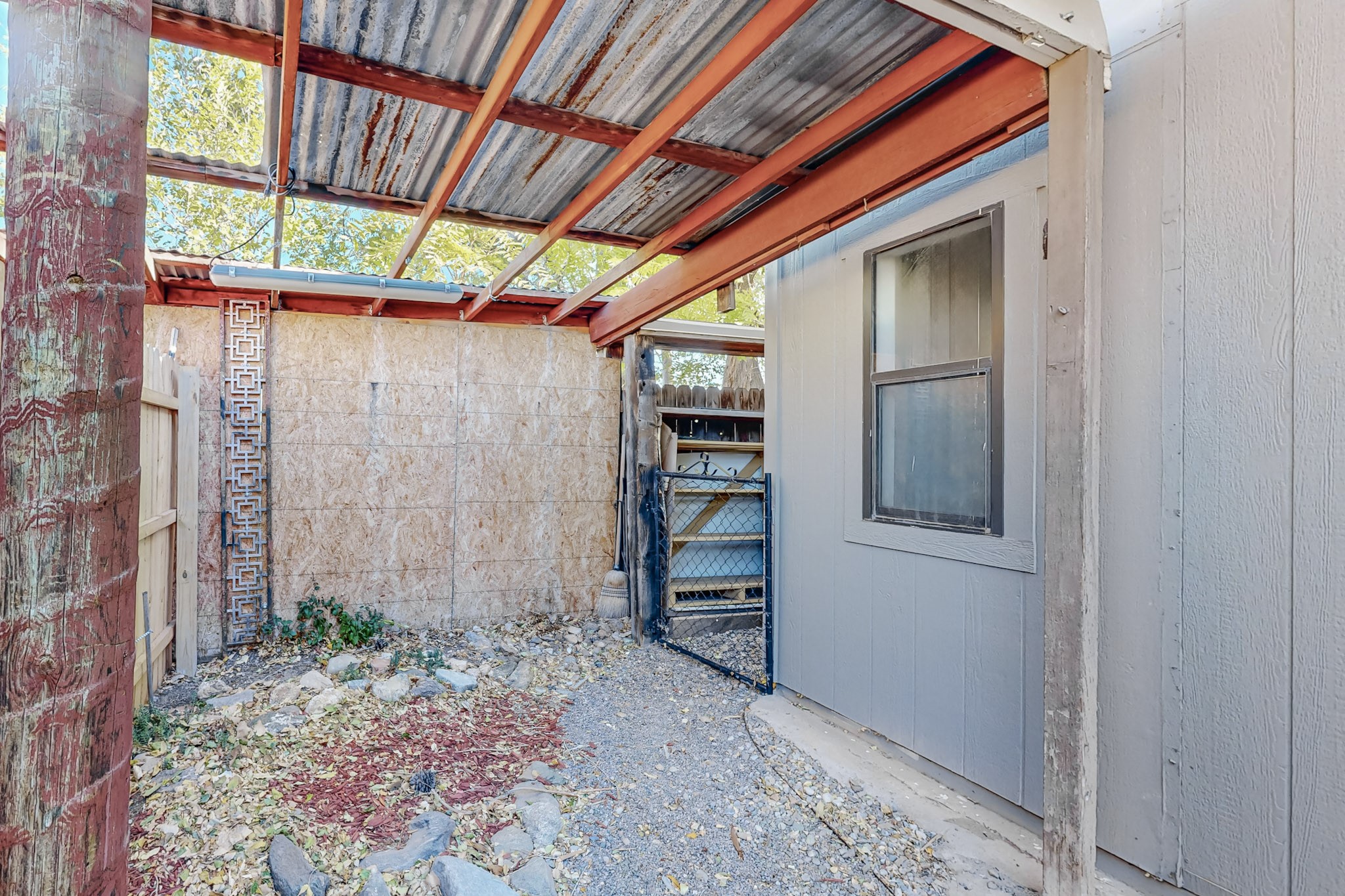 428 S Camino Del Pueblo