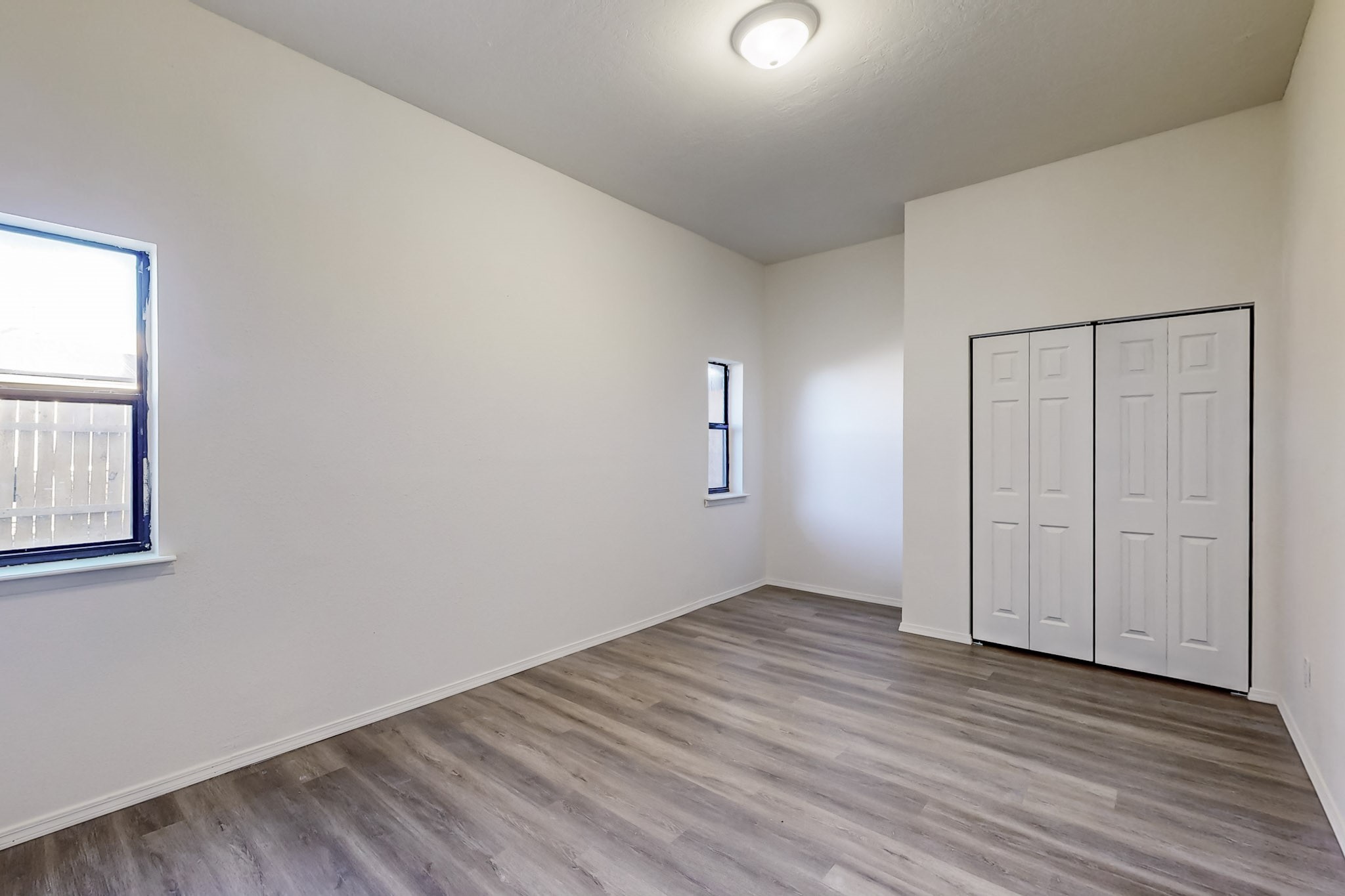 428 S Camino Del Pueblo