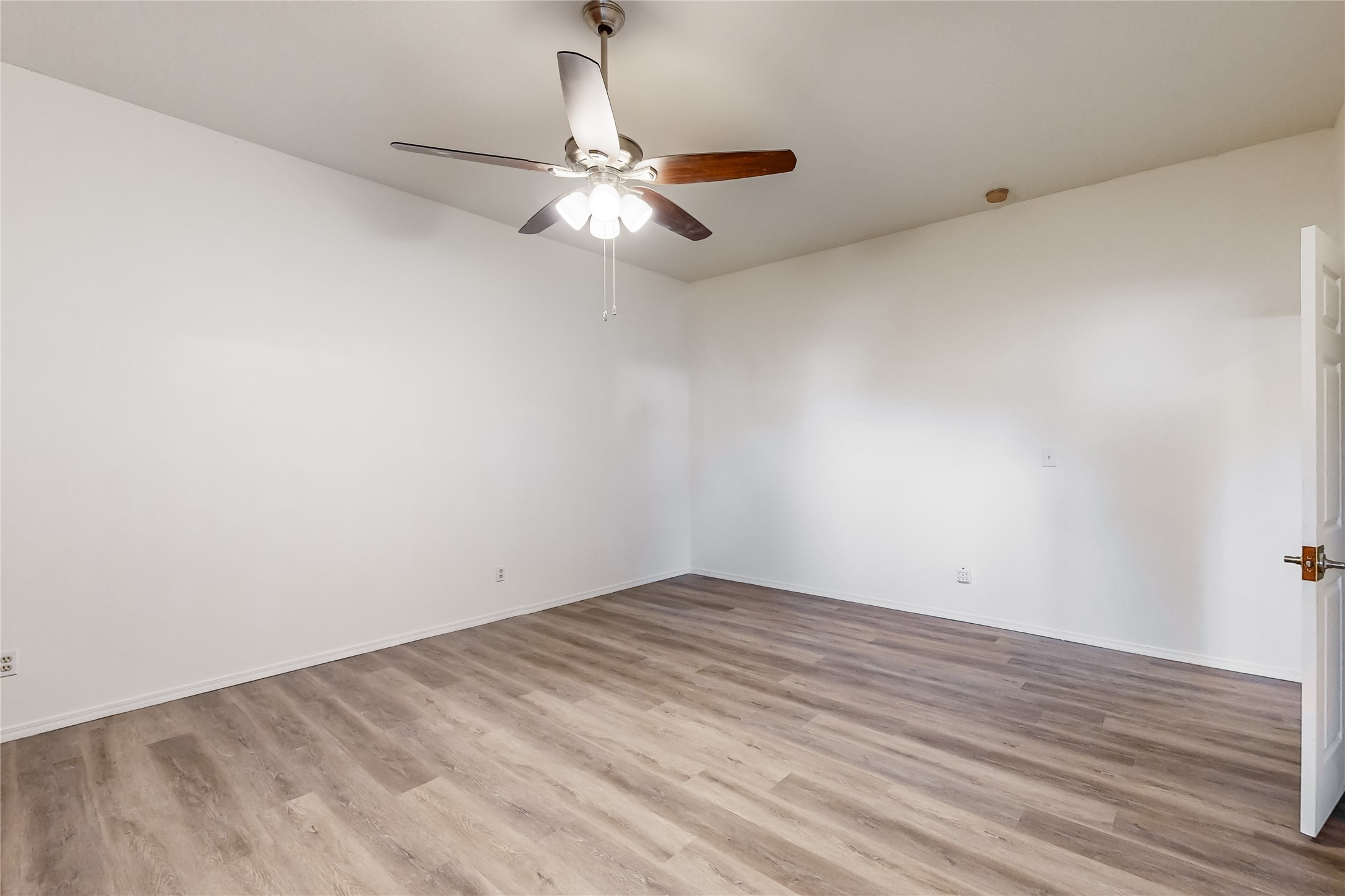 428 S Camino Del Pueblo