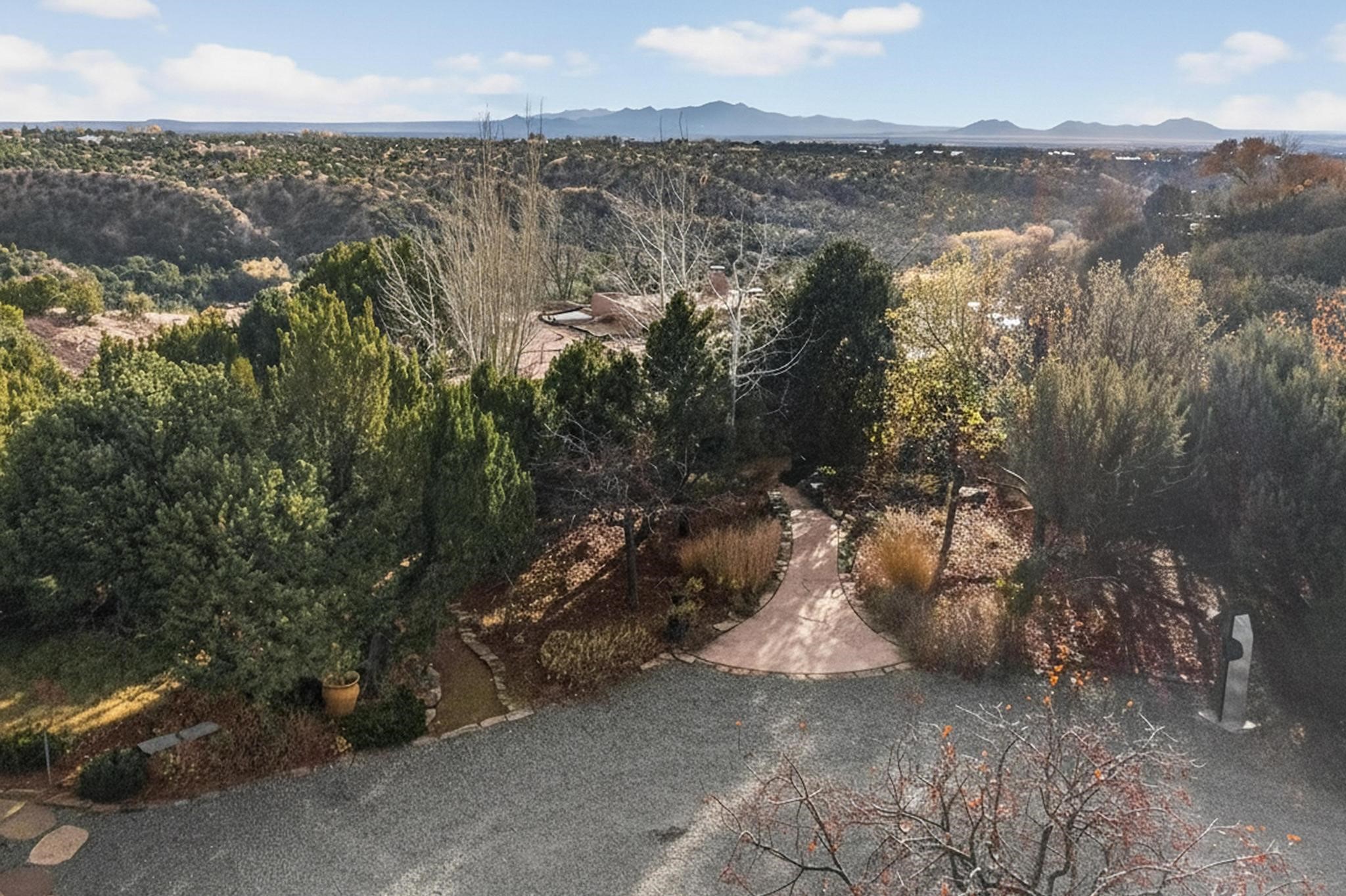 24 W Old Agua Fria