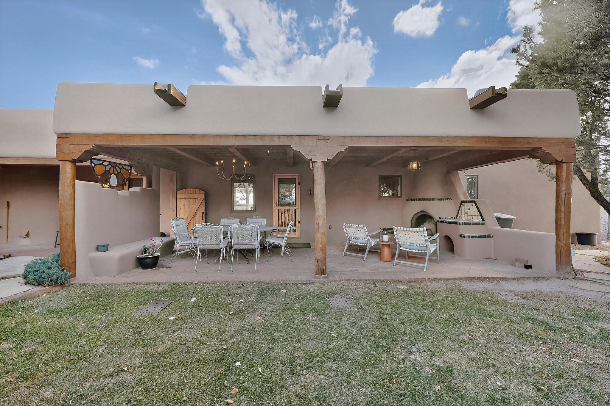 24 W Old Agua Fria