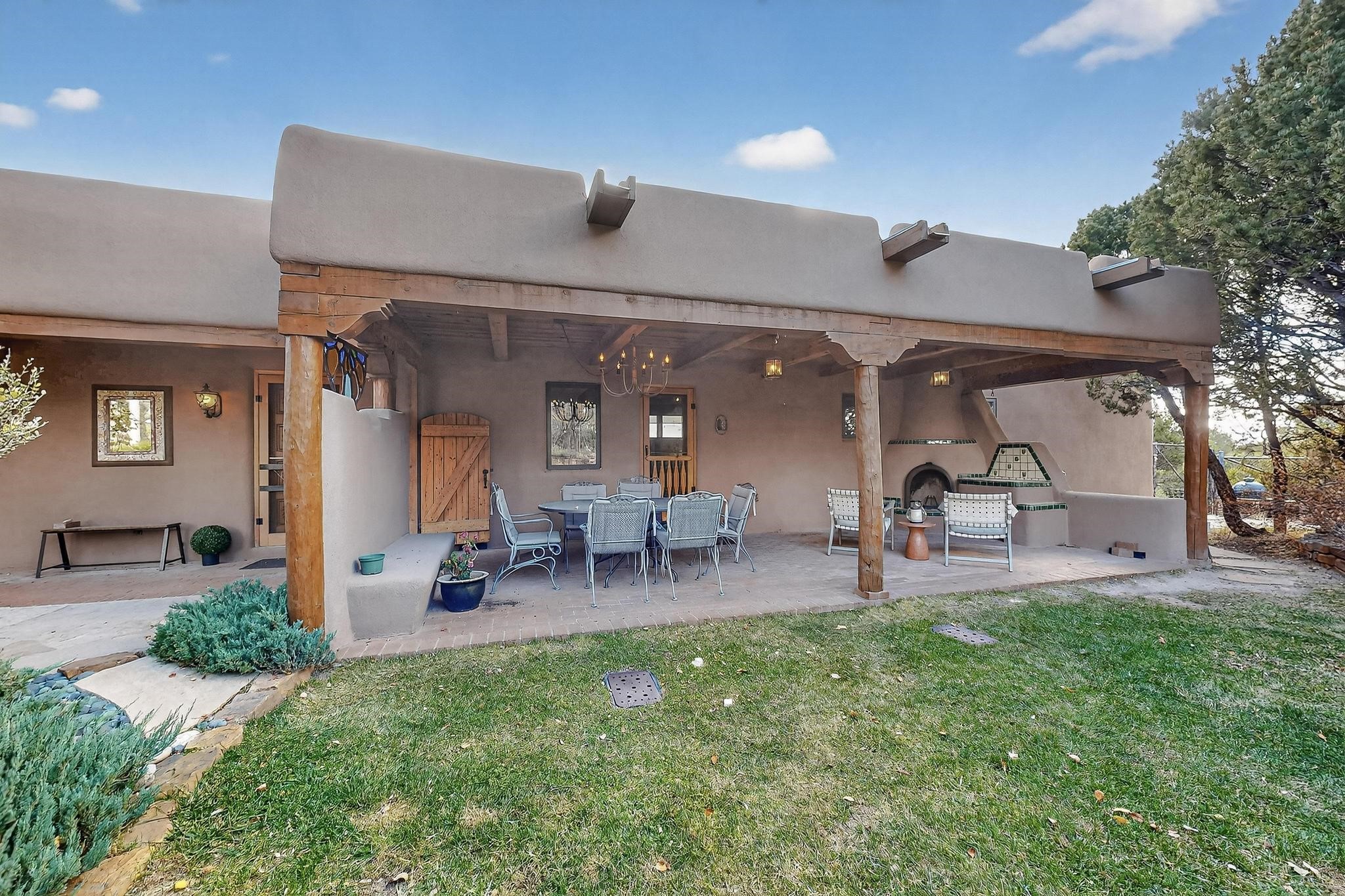 24 W Old Agua Fria