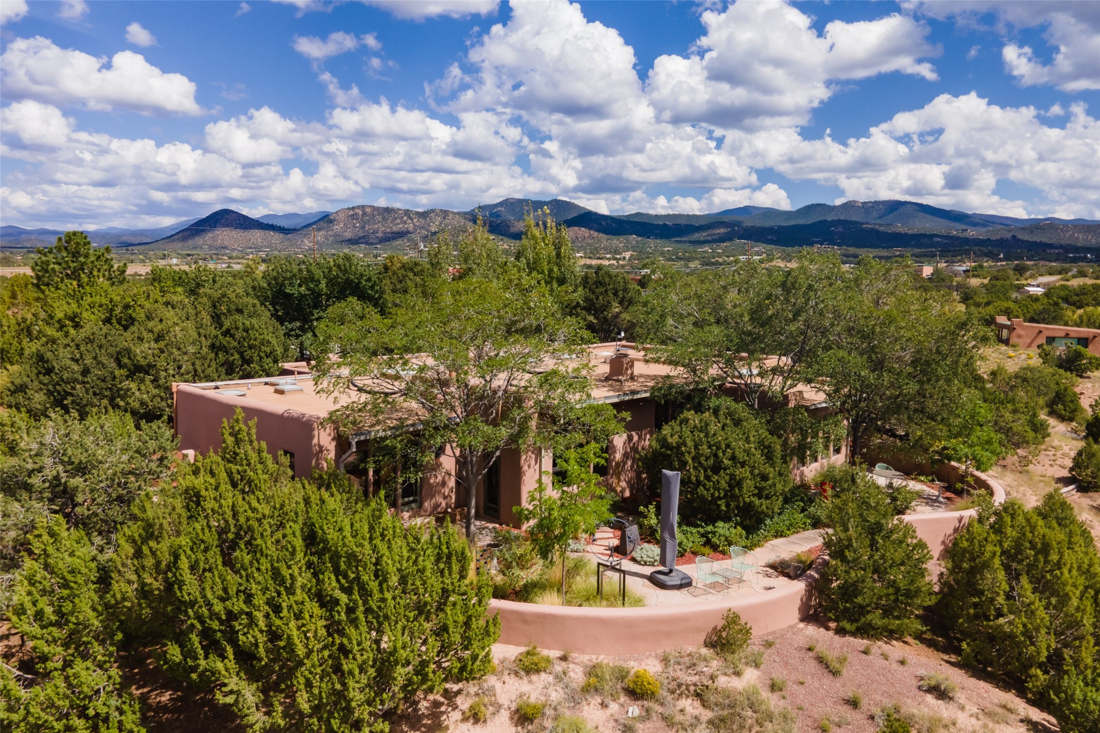 24 W Old Agua Fria