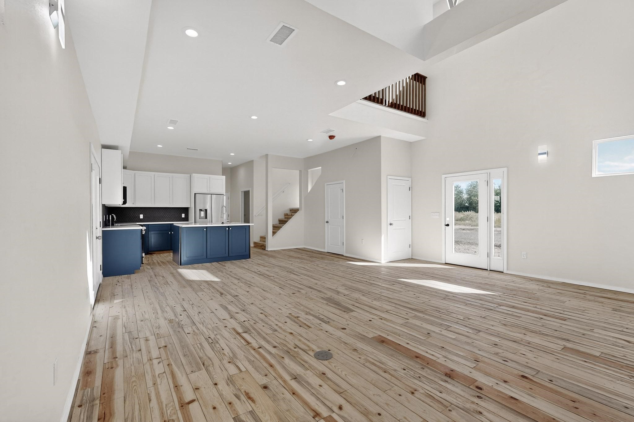 2804 Camino Mendoza