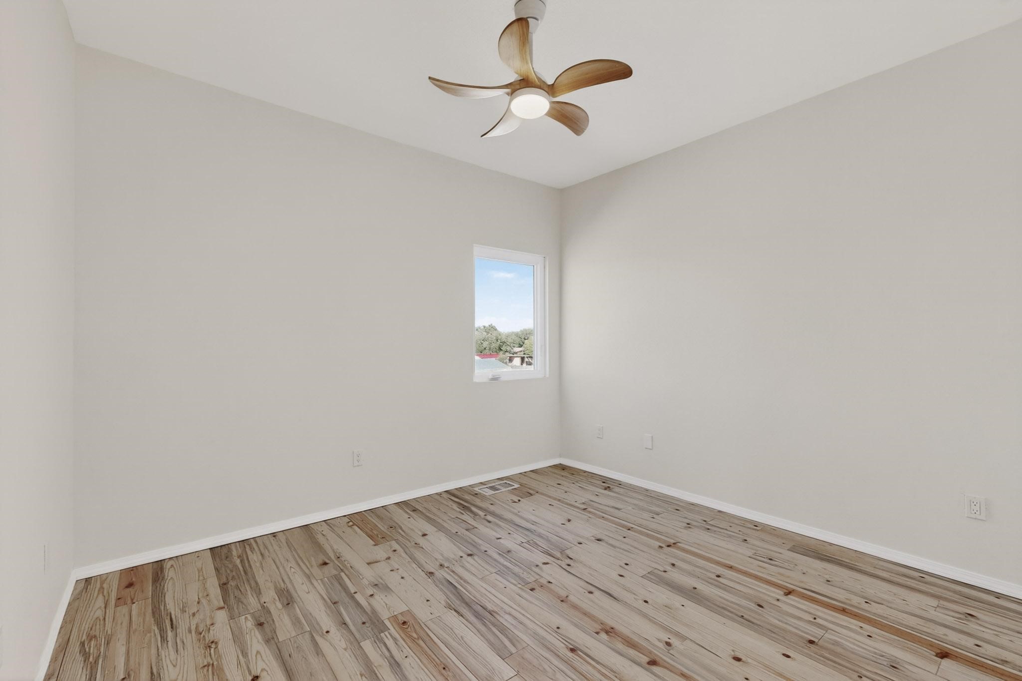 2804 Camino Mendoza