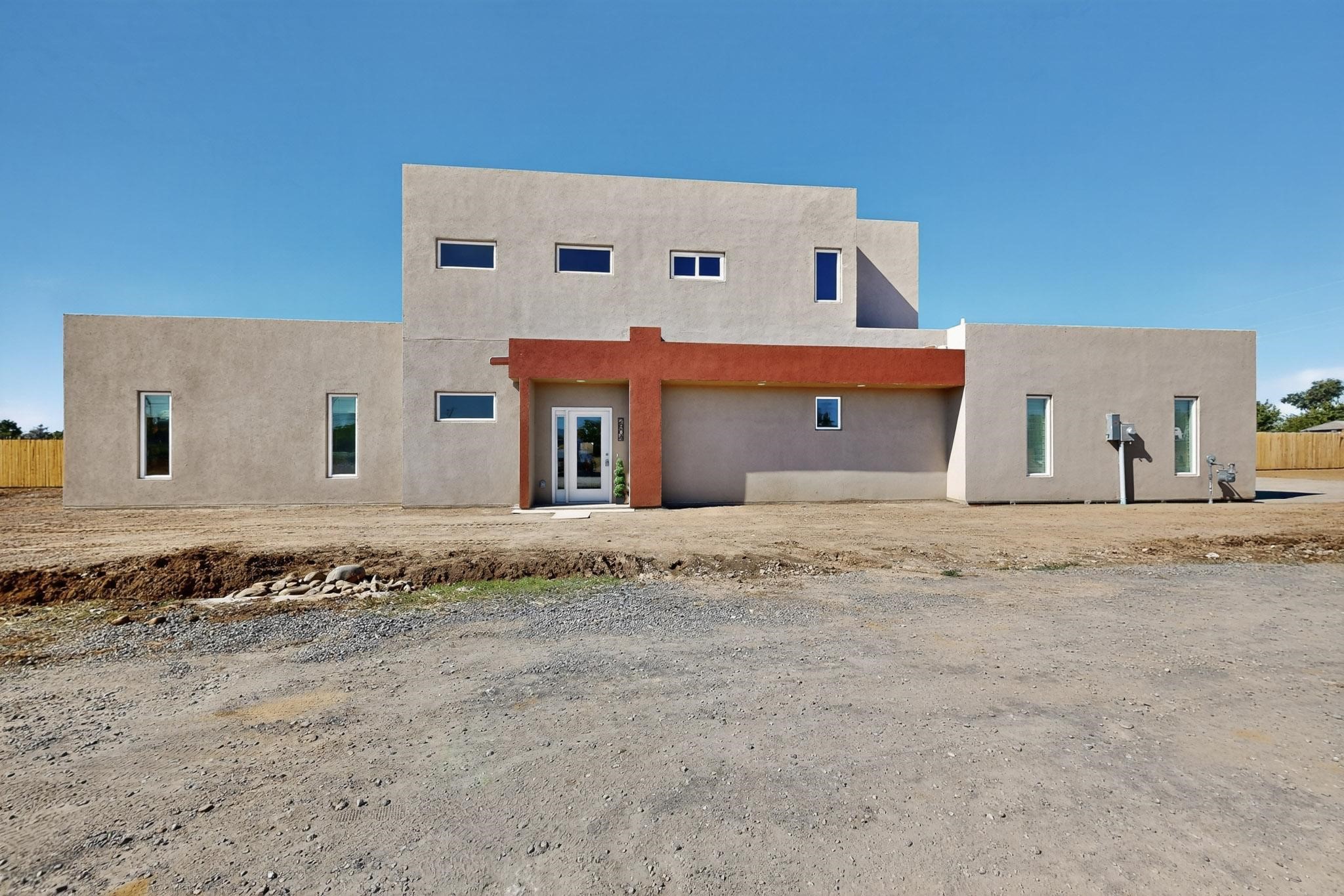 2804 Camino Mendoza