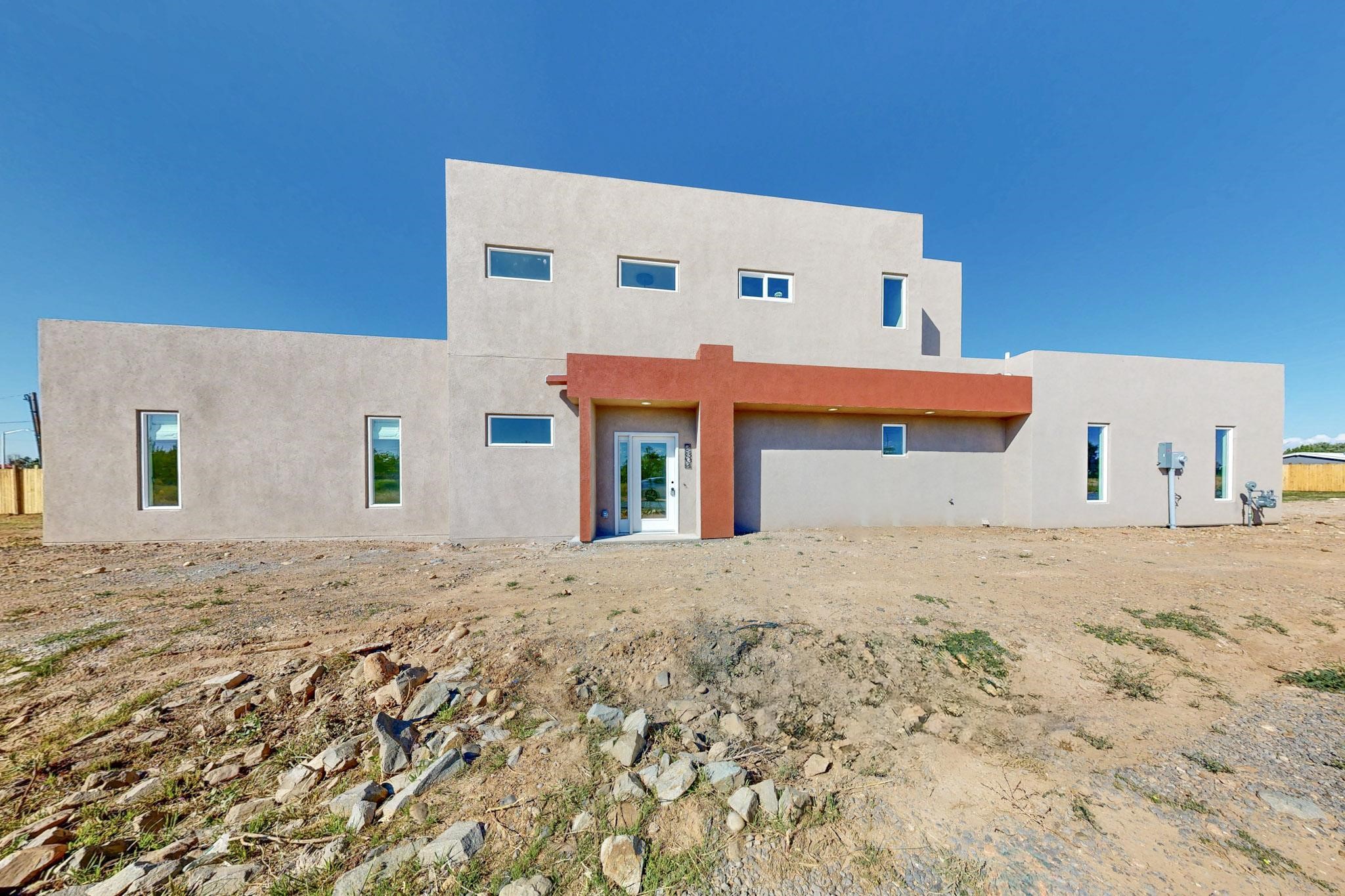 2804 Camino Mendoza