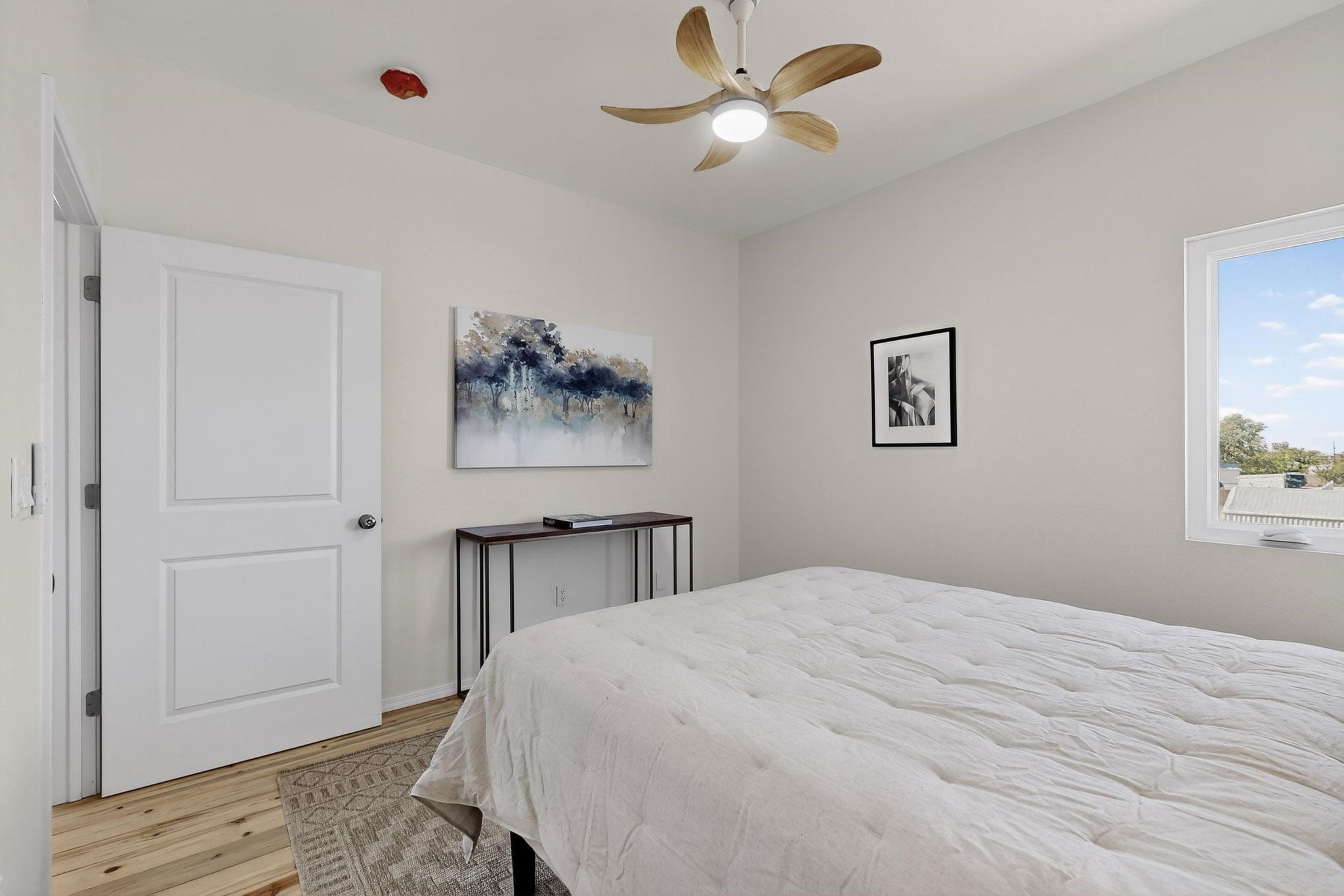 2804 Camino Mendoza
