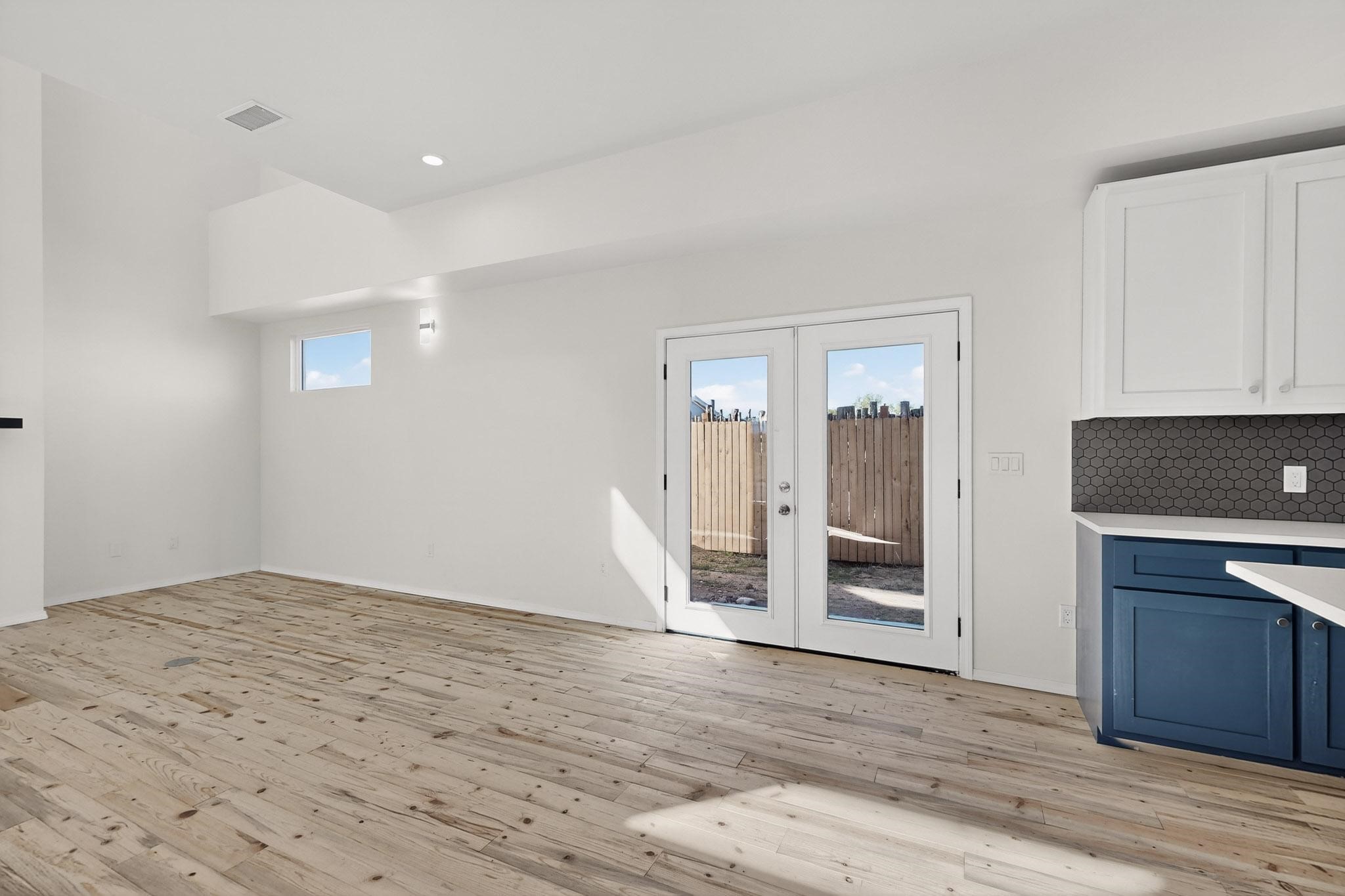 2804 Camino Mendoza