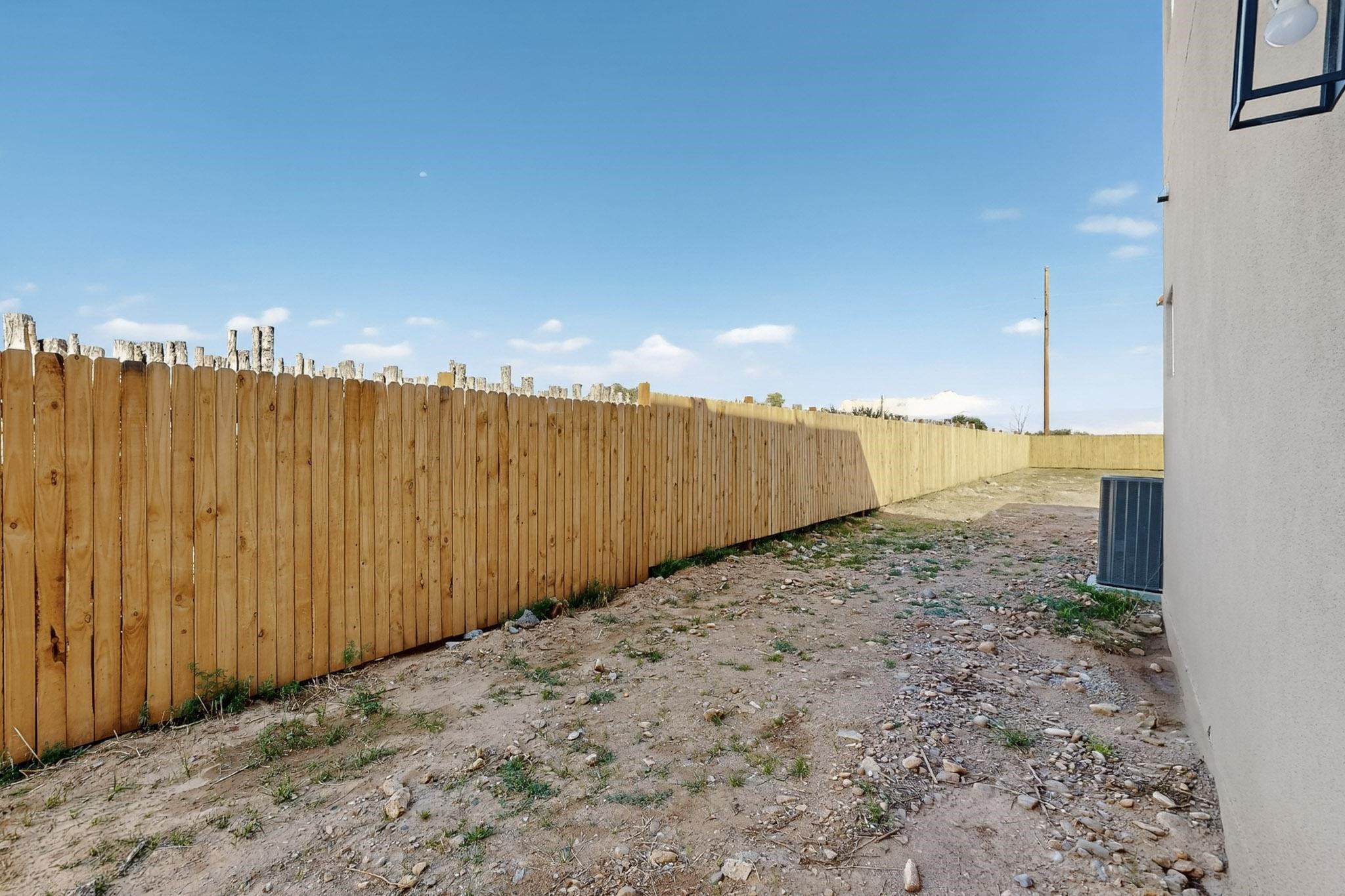 2804 Camino Mendoza