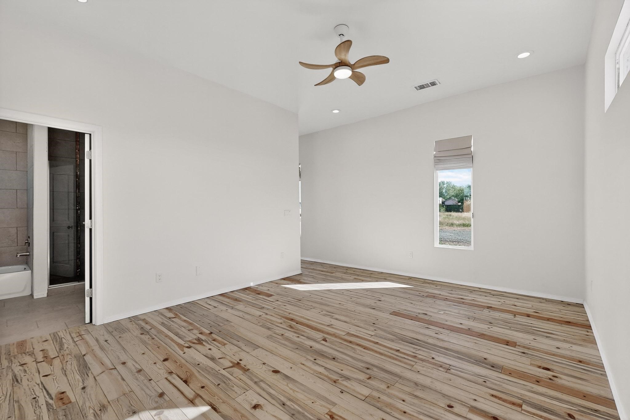 2804 Camino Mendoza