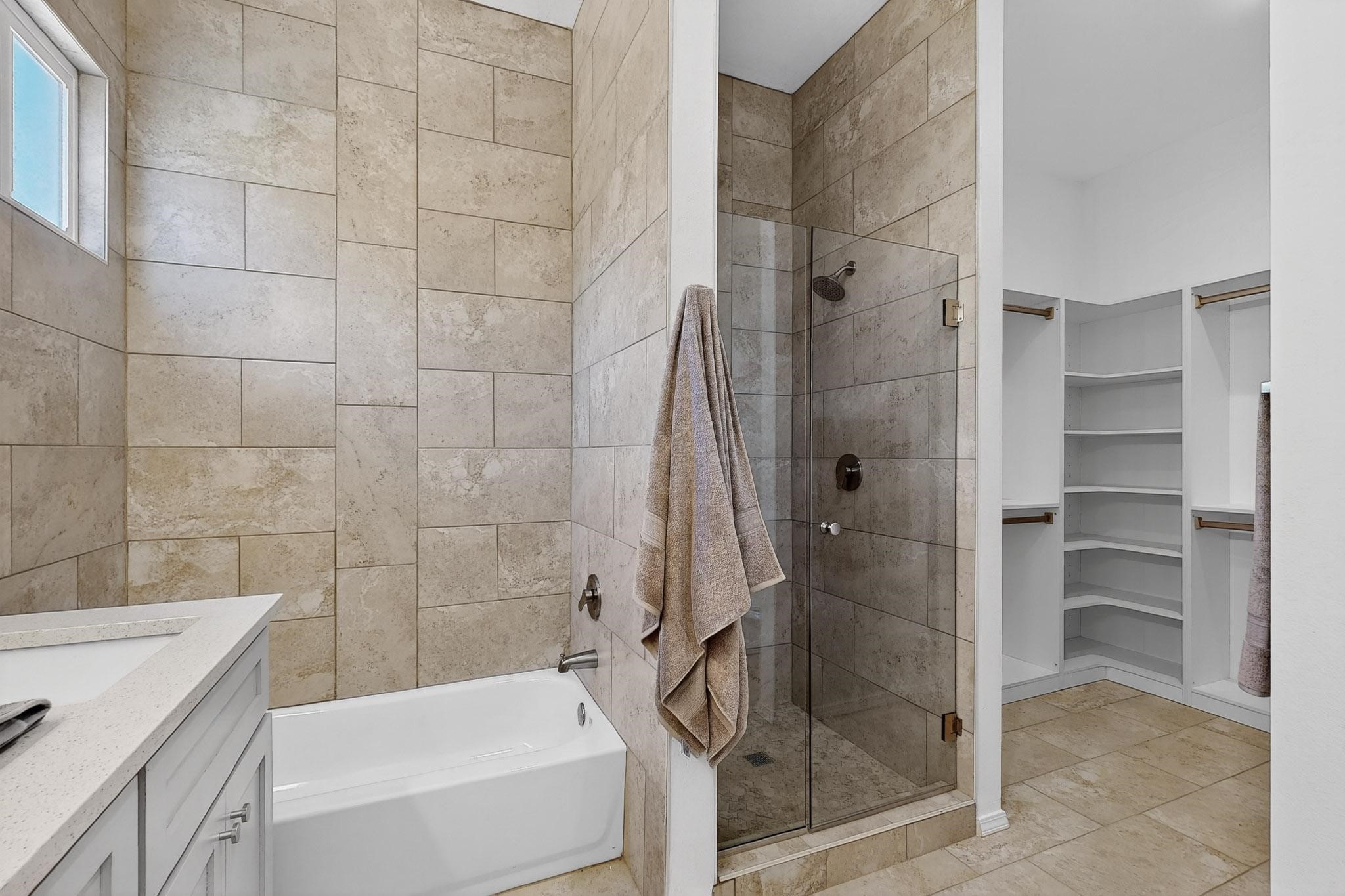 2822 Camino Mendoza
