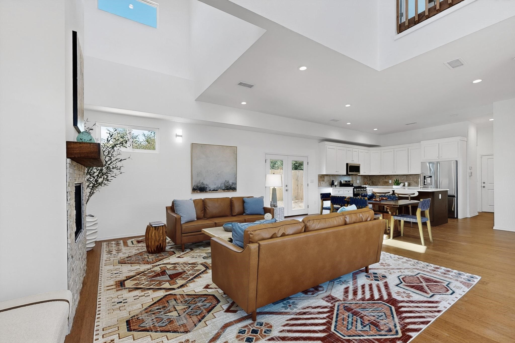 2822 Camino Mendoza