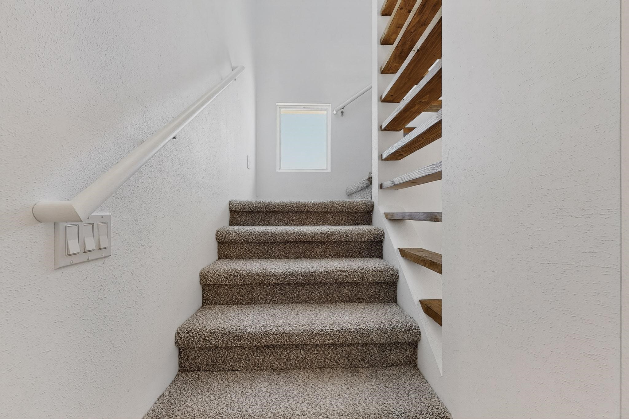 2822 Camino Mendoza