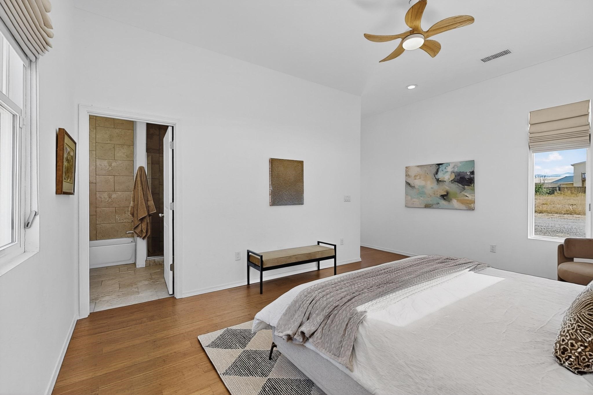 2822 Camino Mendoza