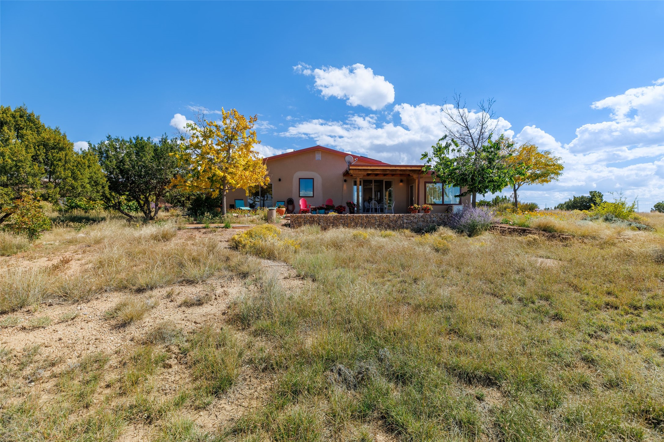 108 Calle Francisca
