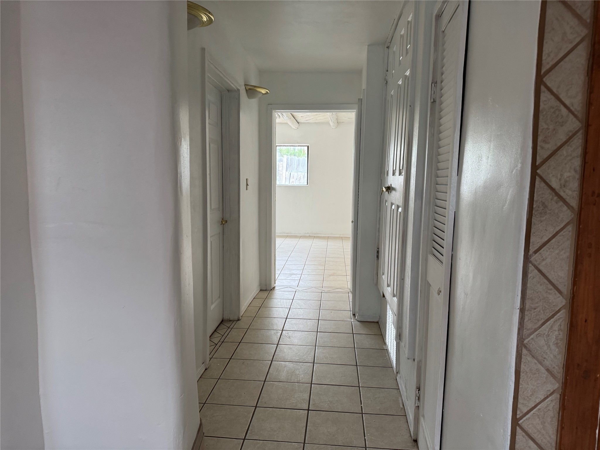 1901 Arroyo De Las Cruces