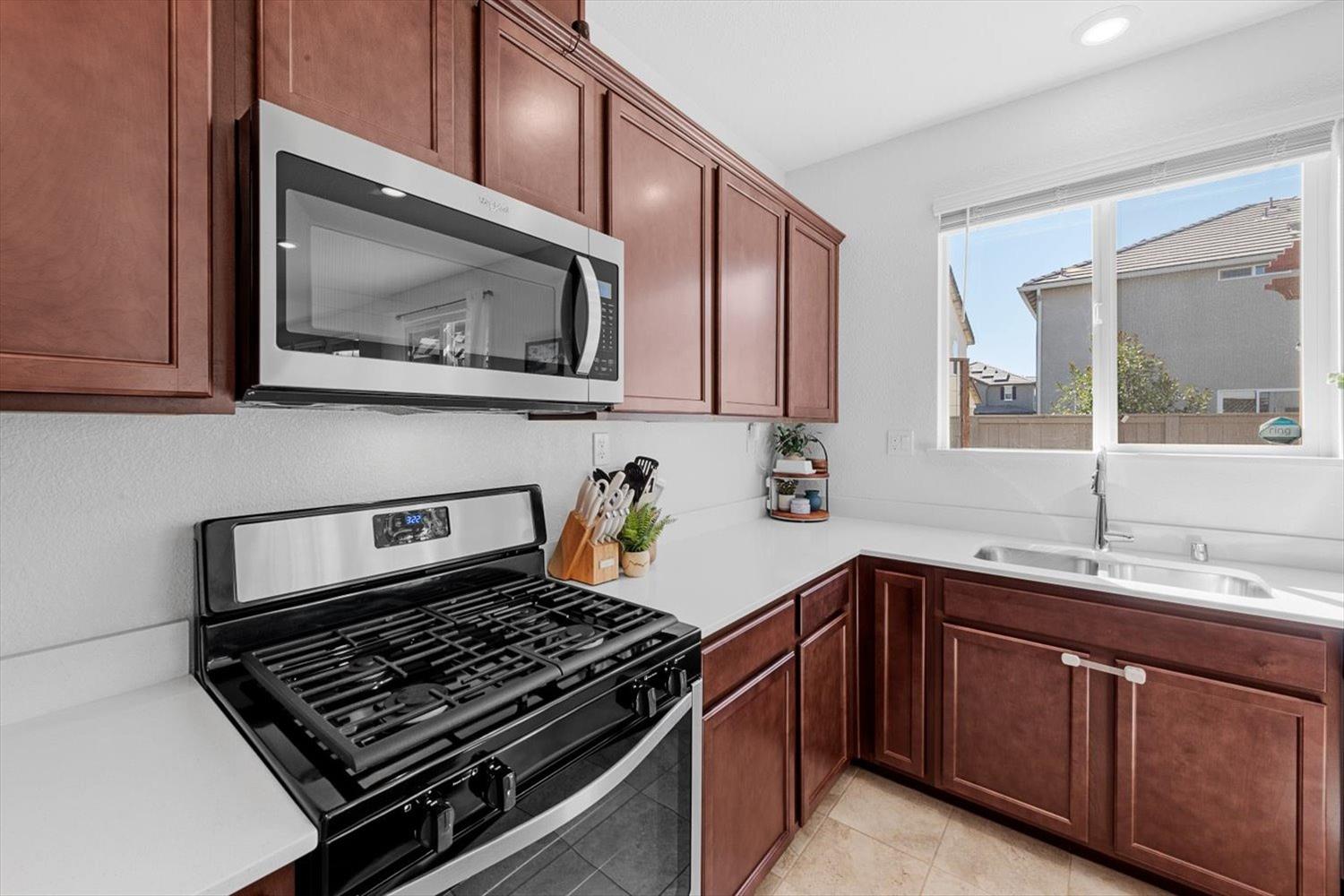 1422 Harry Lorenzo Ave