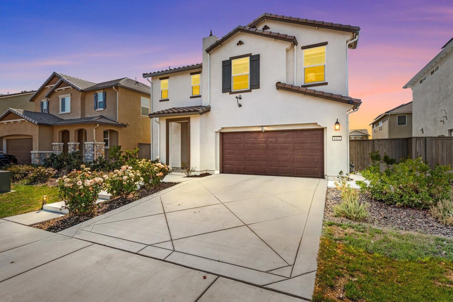 1422 Harry Lorenzo Ave