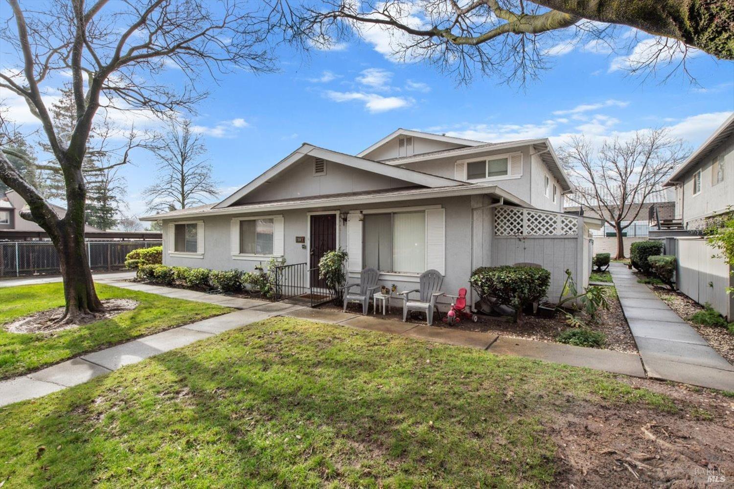 159 Del Rio Circle Unit: 4